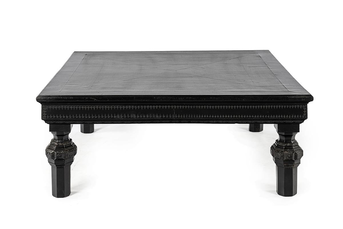 Antique  blackened walnut French Large Square Orientalistic Coffee Table In Good Condition For Sale In Casteren, NL