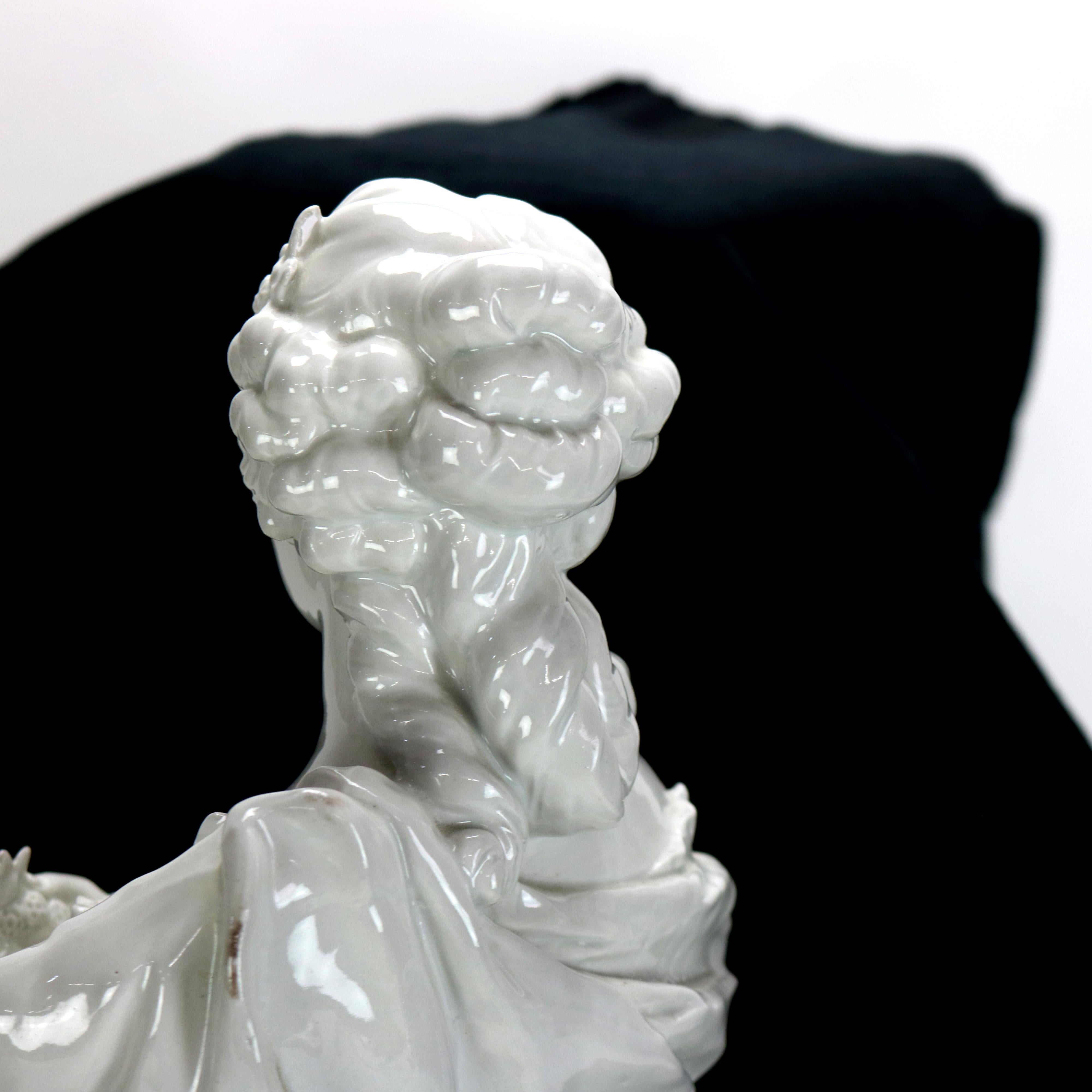 Antico busto di donna in ceramica classica Blanc De Chine firmato C1890 in vendita 7