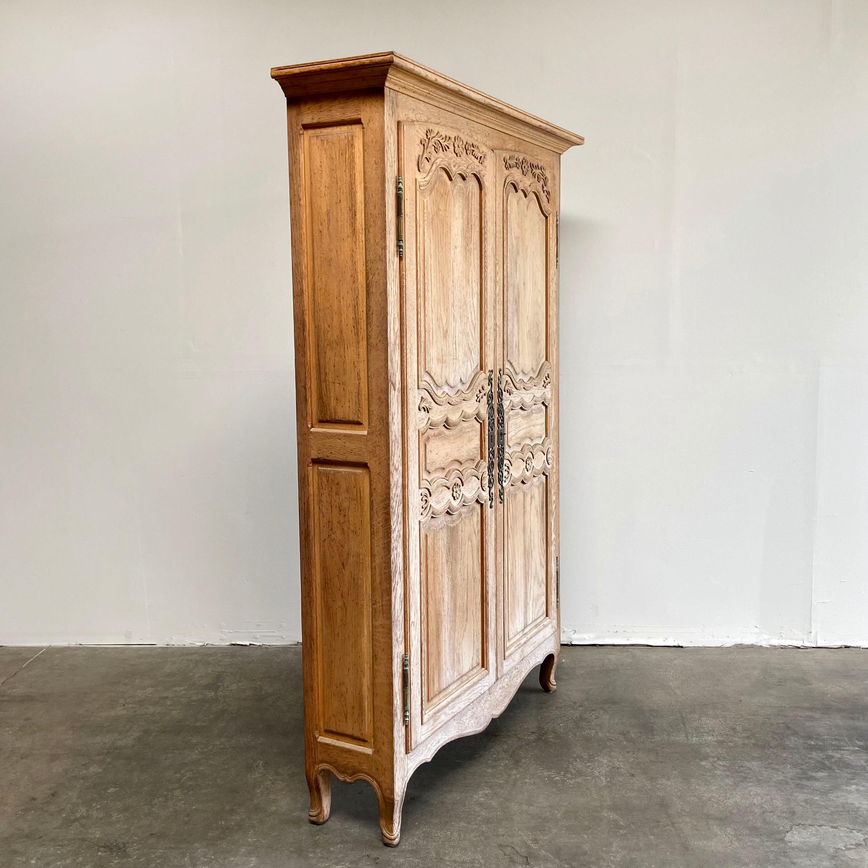 Antique Bleached Oak French Provincial Style Armoire In Good Condition In Brea, CA
