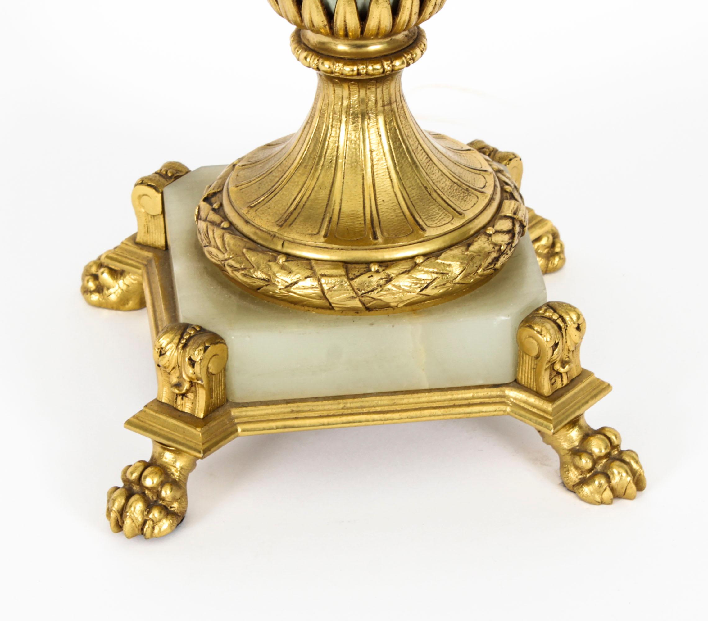 Onyx Antique Bleu Celeste Sevres Porcelaine Ormolu Table Lamp 19th Century en vente