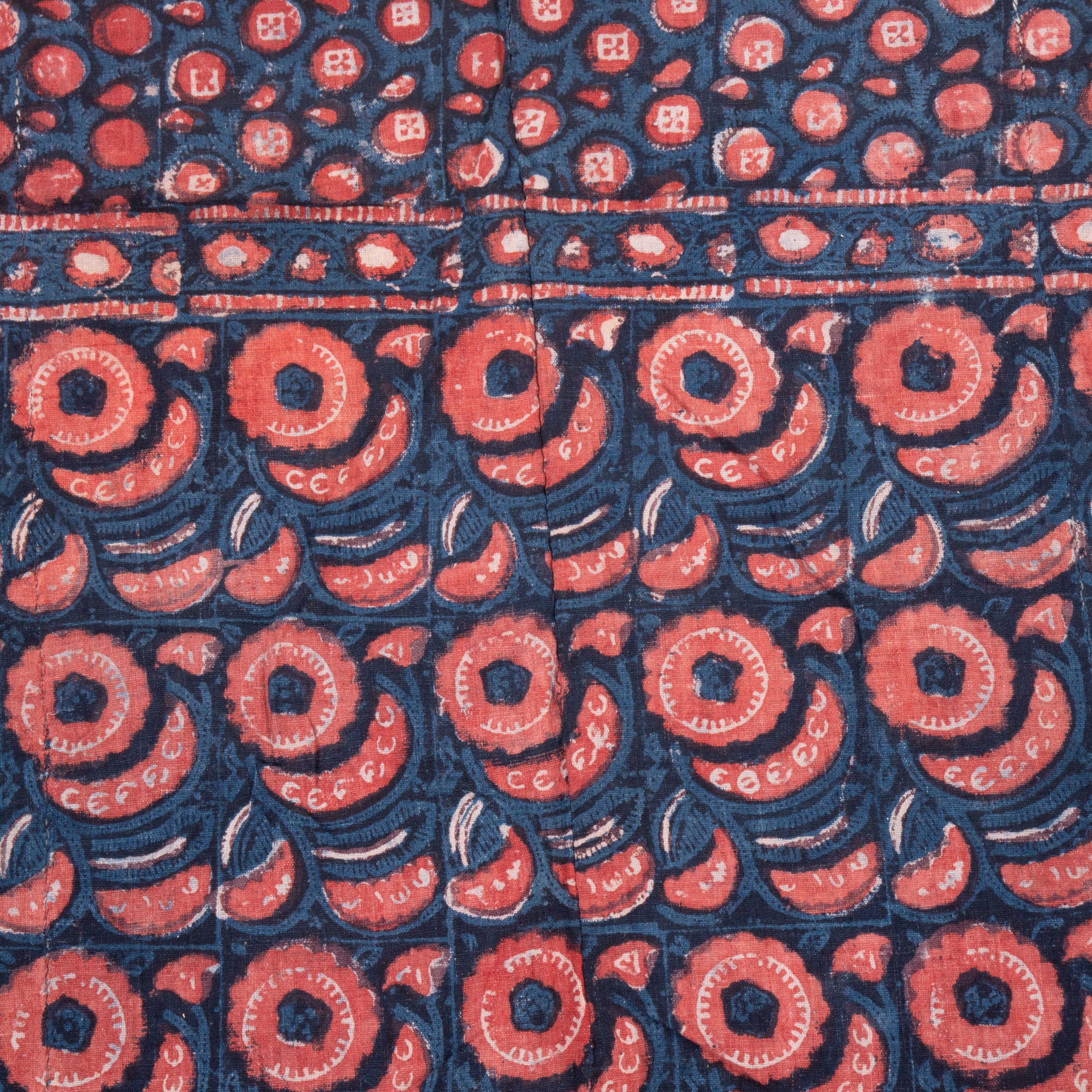 Coton Haut matelassé indigo imprimé en bloc, Ouzbékistan, début du 20e siècle  en vente