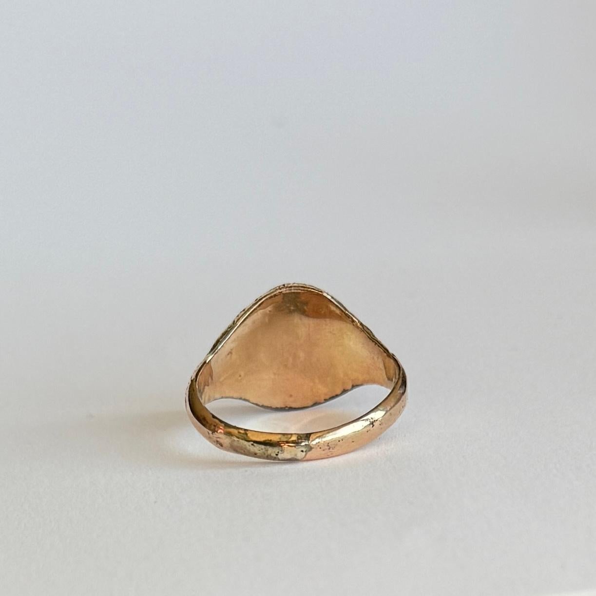 Bague chevalière ancienne en pierre de sang et or 9 carats Unisexe en vente