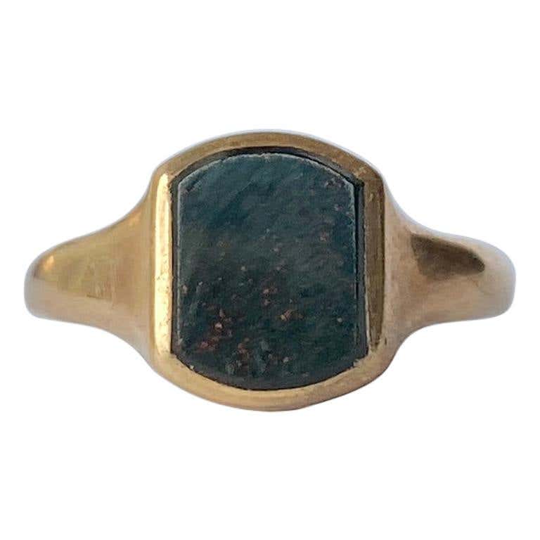 Antique Gold and Bloodstone Gents Signet Ring For Sale at 1stDibs