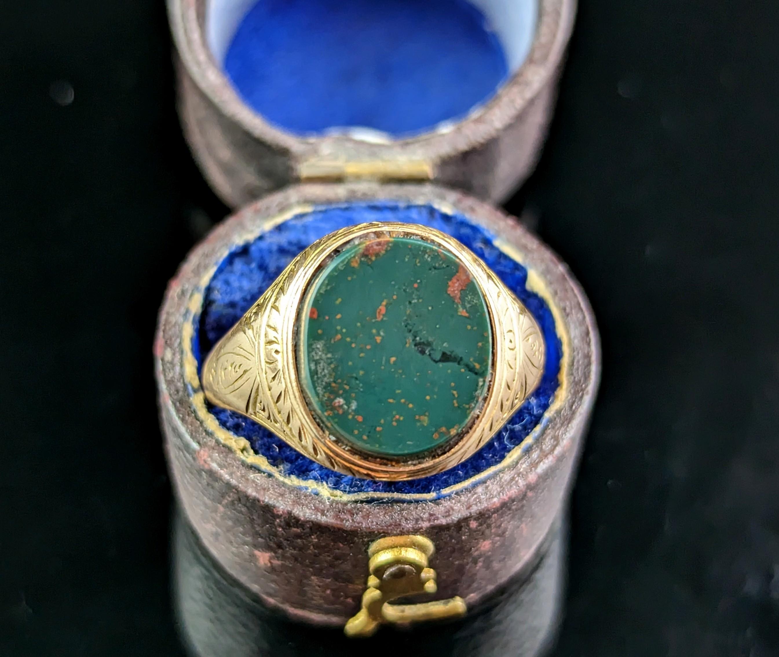 Antique Bloodstone Signet Ring, 15k Yellow Gold, Engraved, Victorian  4