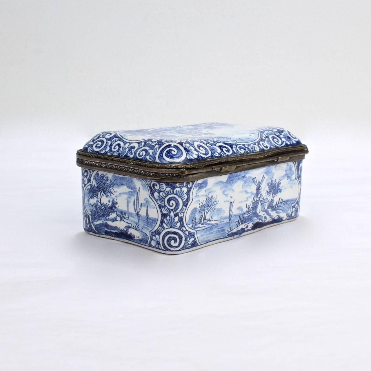 Antique Blue and White Delft Pottery Table Snuff Box or Casket In Good Condition In Philadelphia, PA