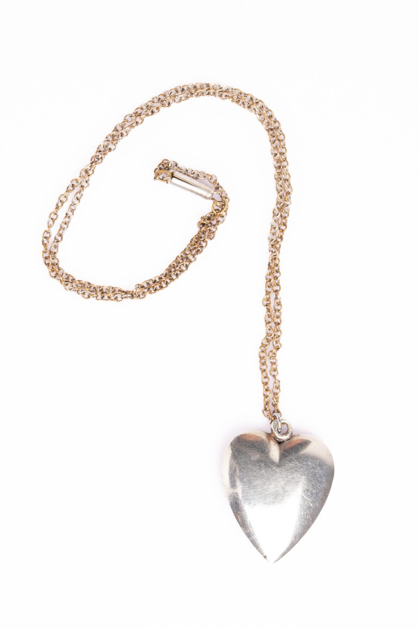 Antique Blue And Gold Guilloche Enamel Heart Pendant Necklace For Sale 3
