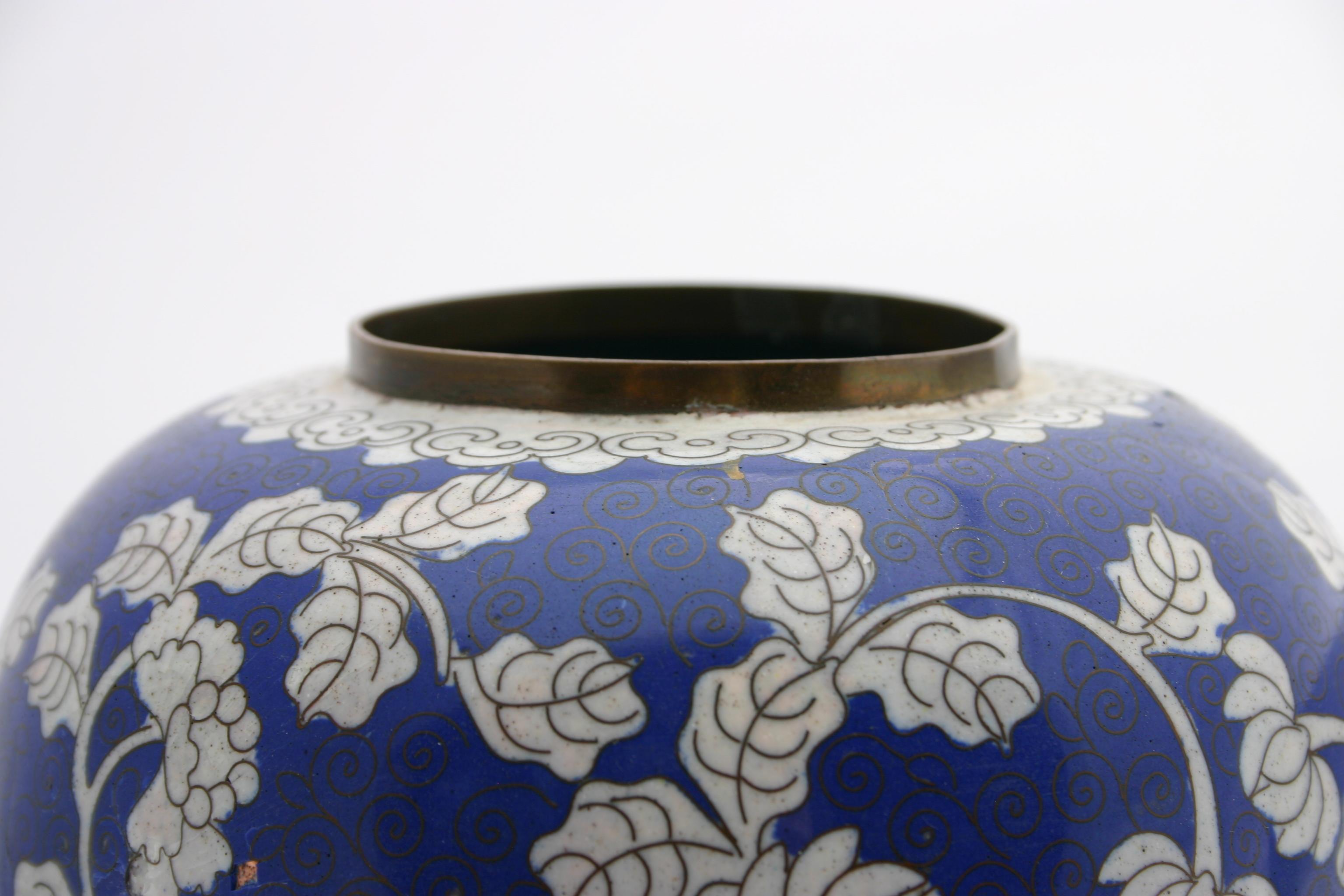 Antique Blue and White Chinese Cloisonné Chrysanthemum Ginger Jar 2