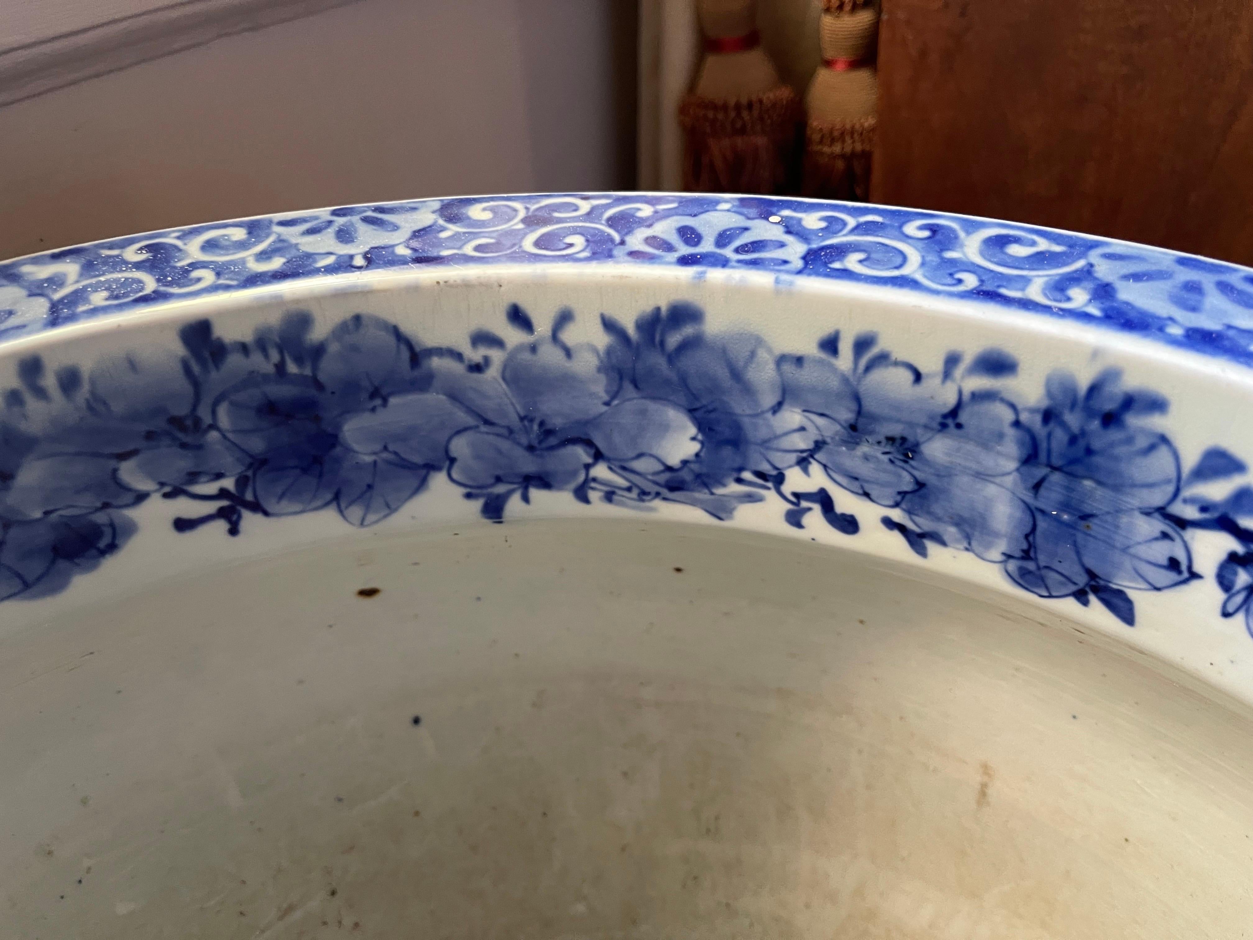Antique Blue and White Chinese Planter on Wood Stand, Mid 20th Century In Good Condition For Sale In Savannah, GA