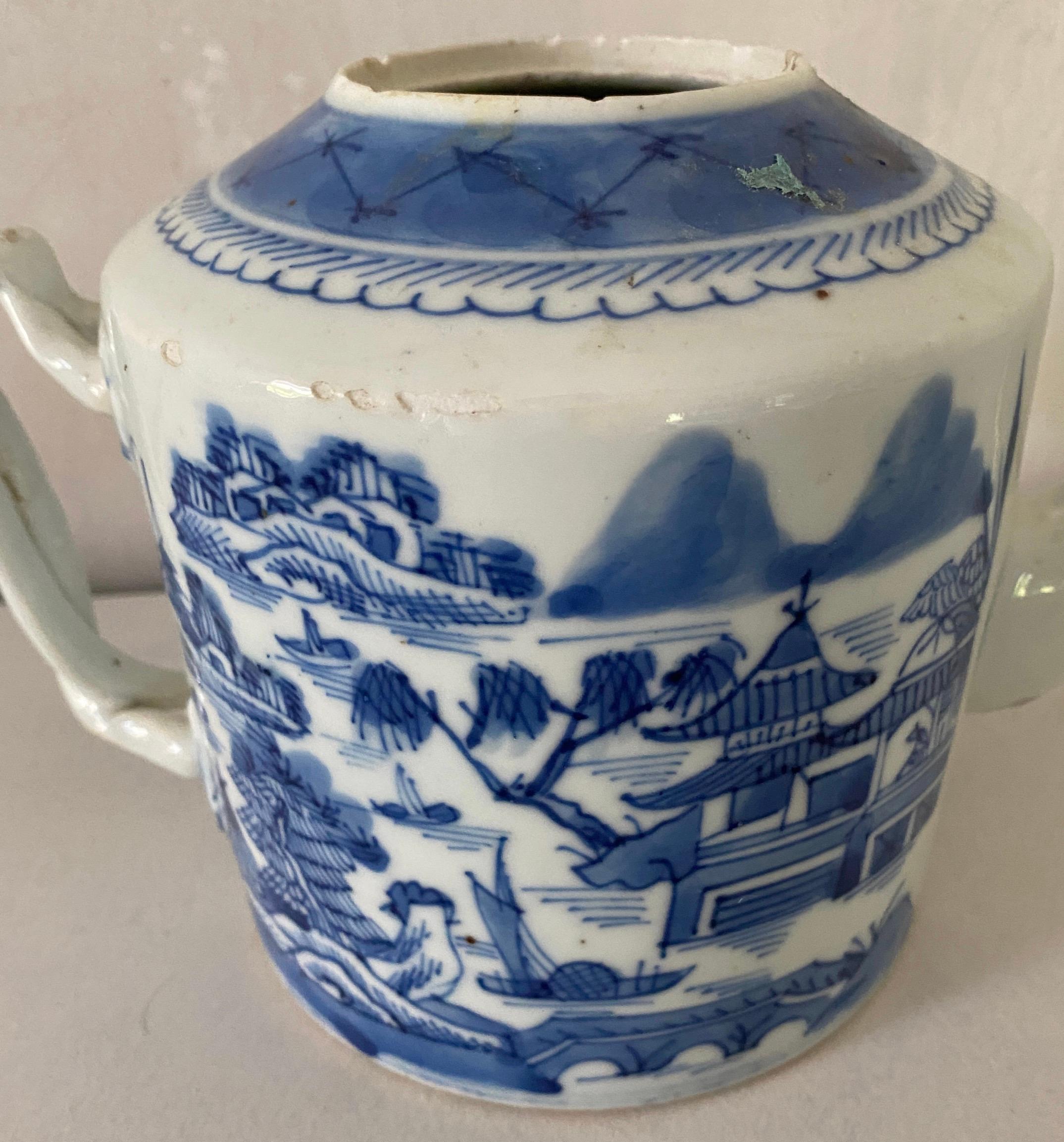 Hand-Painted Antique Blue and White Chinese Teapot For Sale