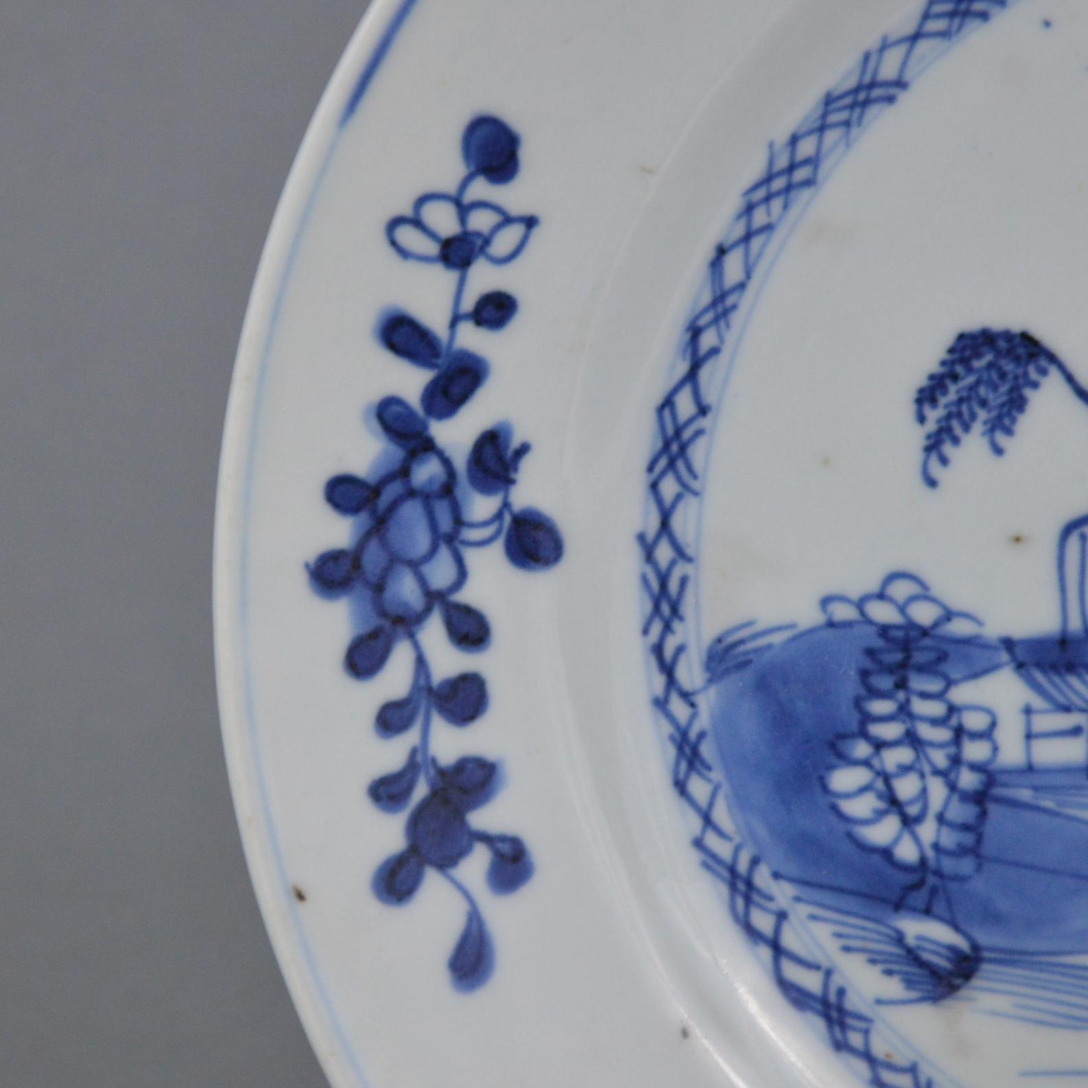 18th Century and Earlier Antique Blue and White Decoration Chinese Porcelain Plate Qing For Sale