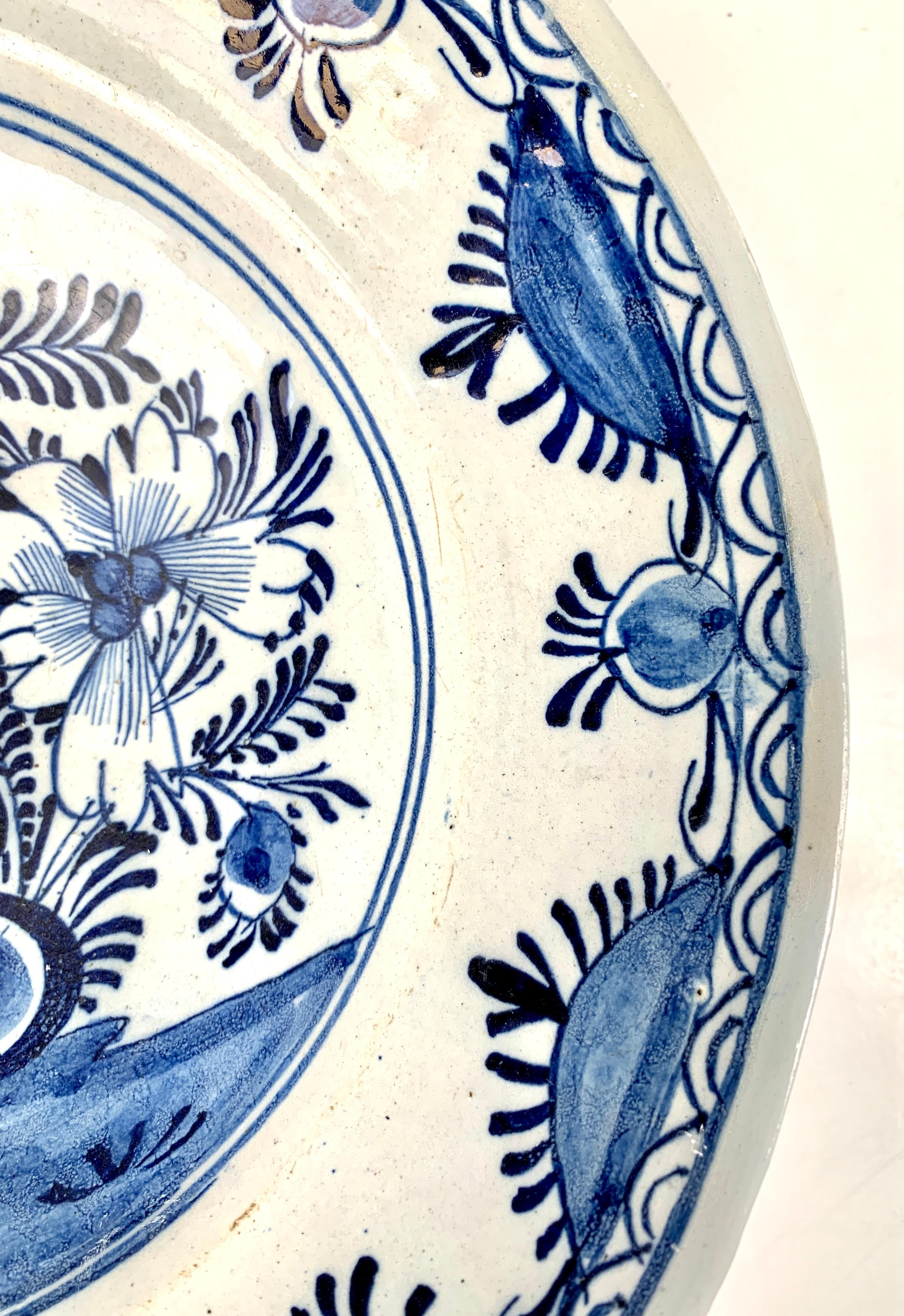 Antique Blue and White Delft Barber's Bowl Netherlands, circa 1780 In Good Condition In Katonah, NY