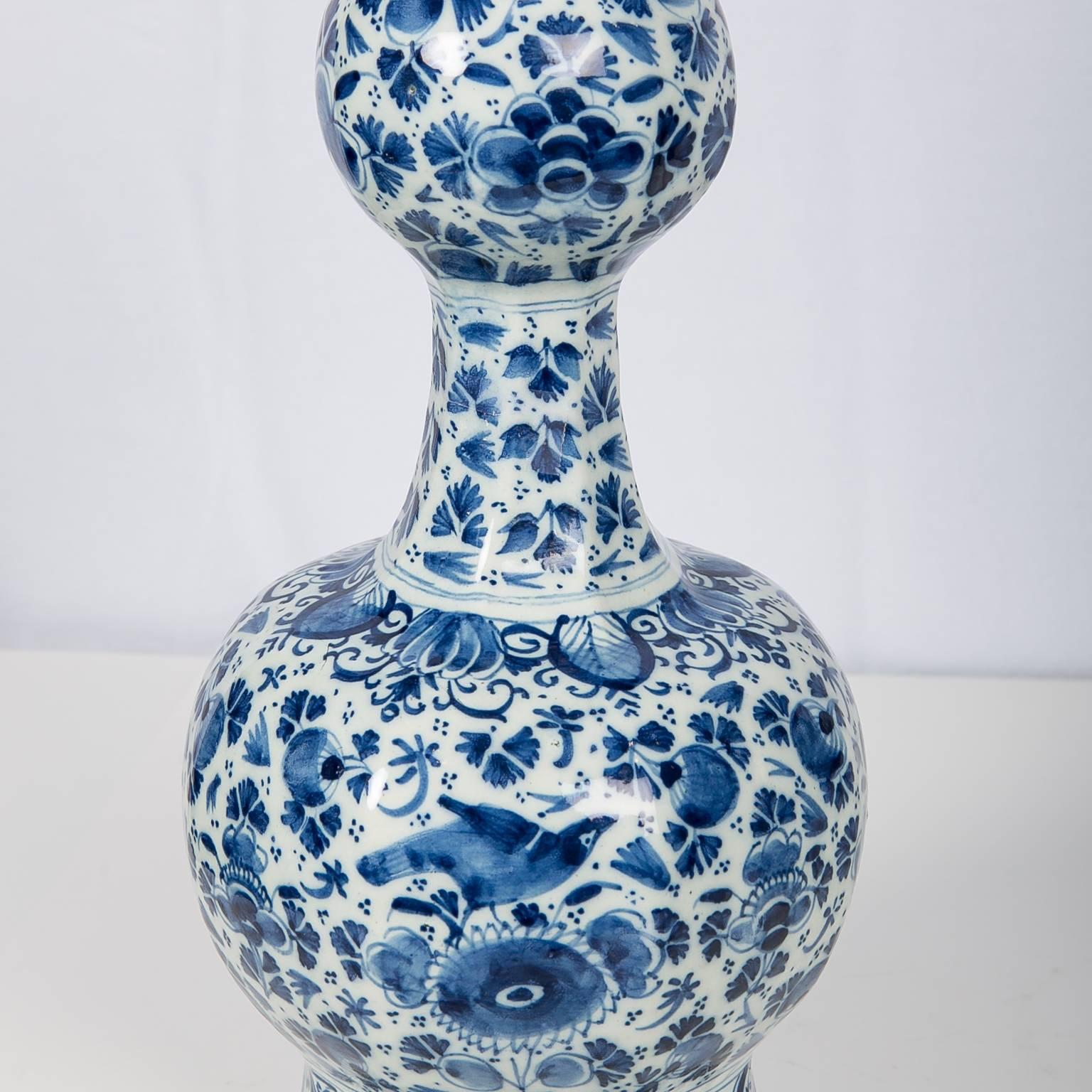 Late 18th Century Antique Blue and White Delft Vases Pair Hand-Painted   IN STOCK