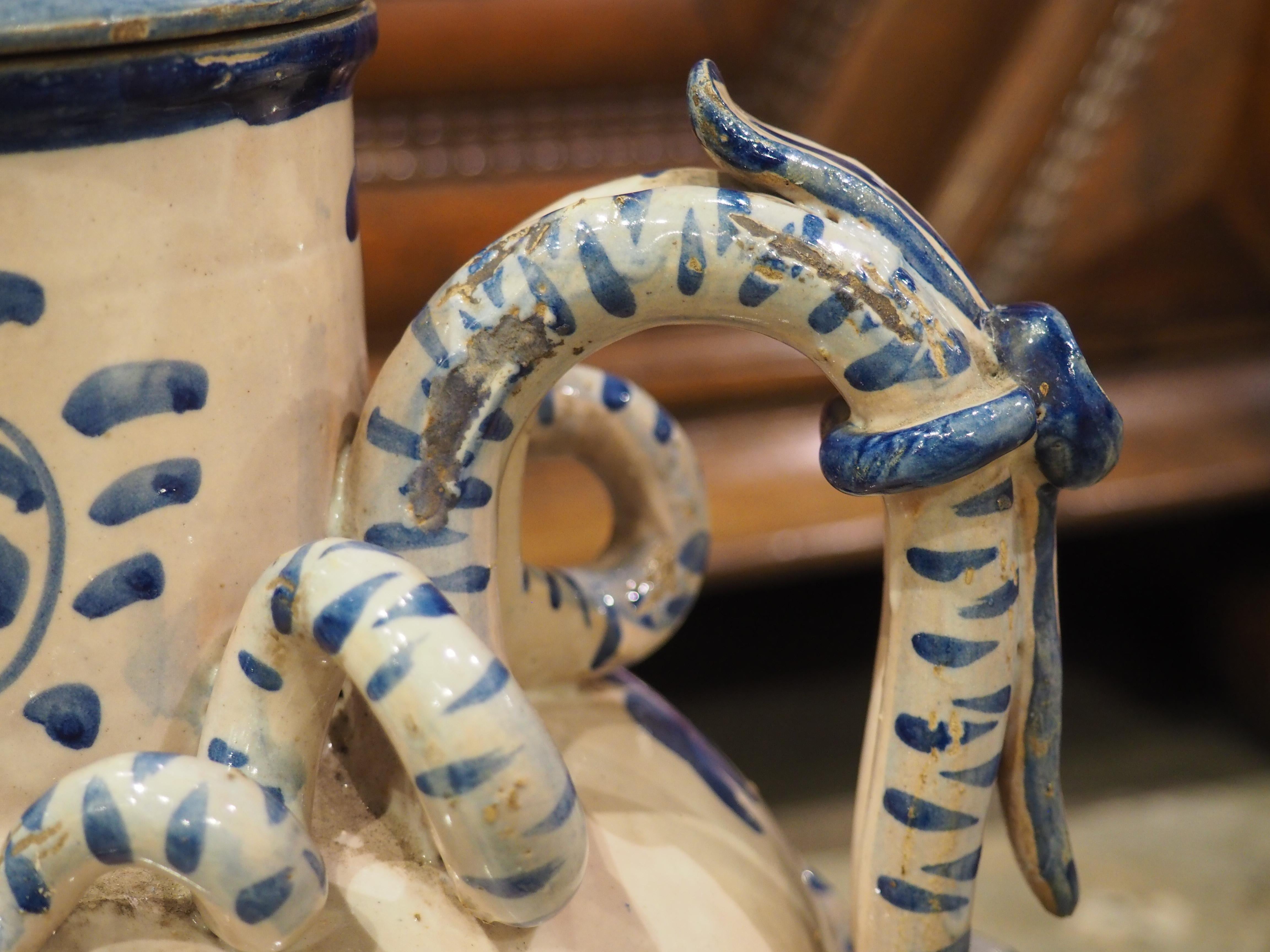 Vases anciens à couvercle bleu et blanc de Savona, Italie, vers 1800 en vente 5