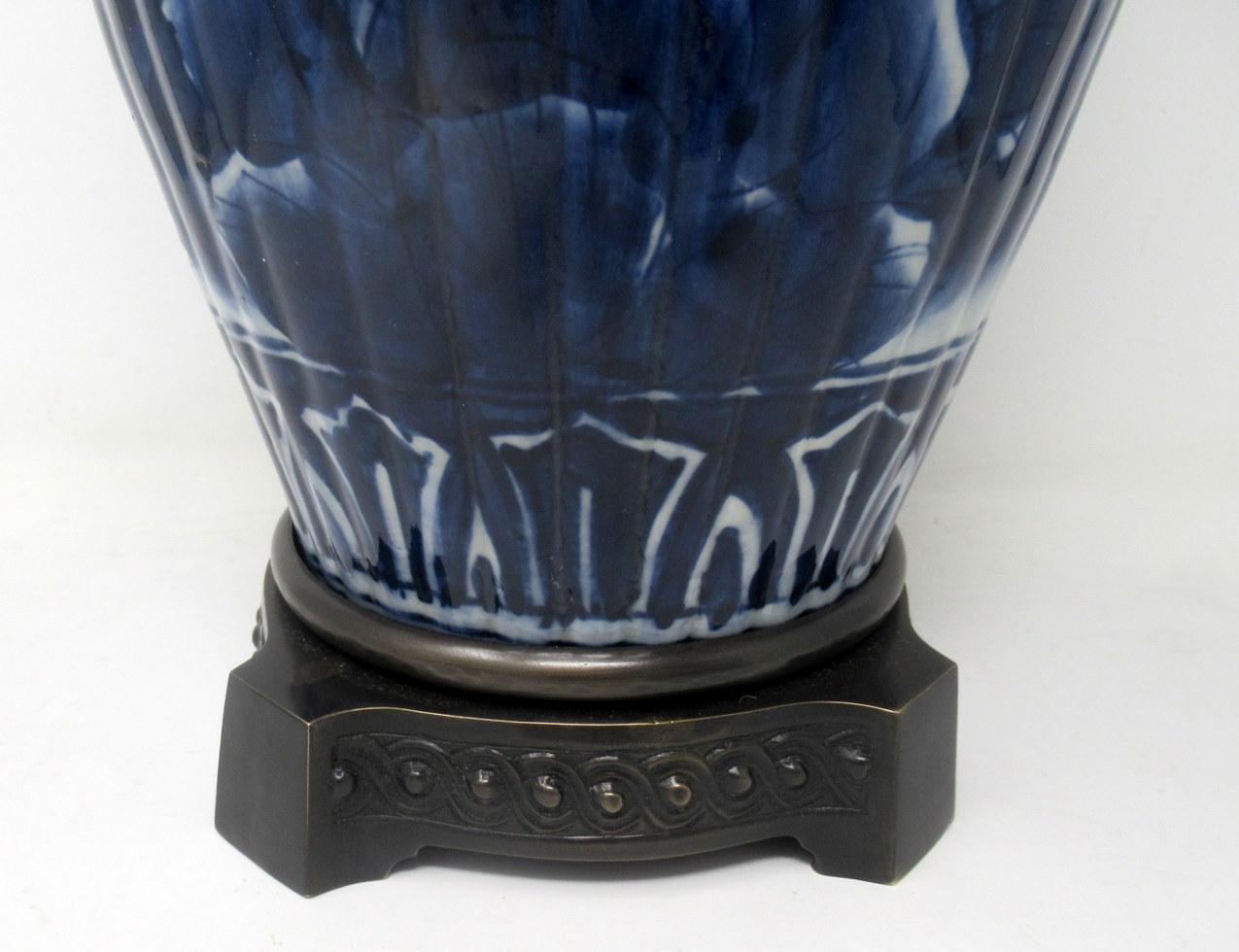 Ceramic Antique Blue and White Porcelain Bronze Table Lamp Chinese Japanese European
