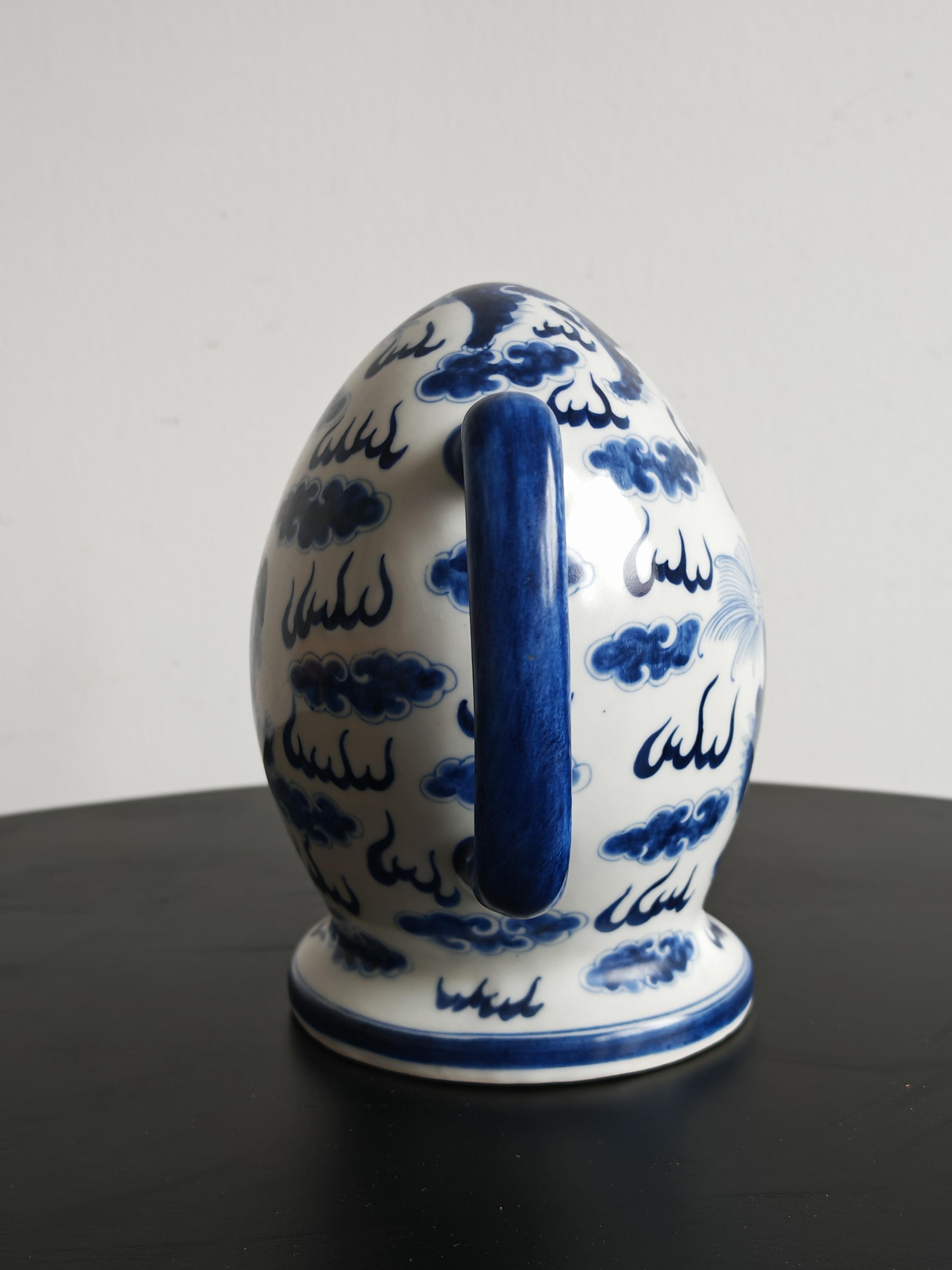 Antike blau-weiße Porzellan-Teekanne 