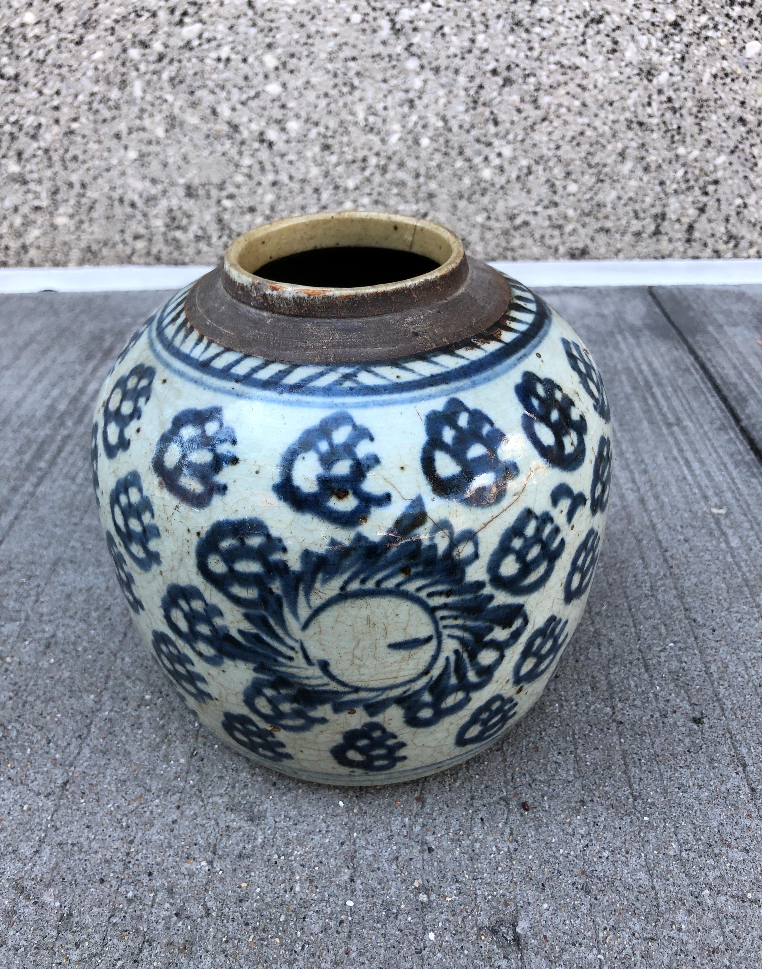 Antique jarre chinoise en porcelaine bleue et blanche en vente 4