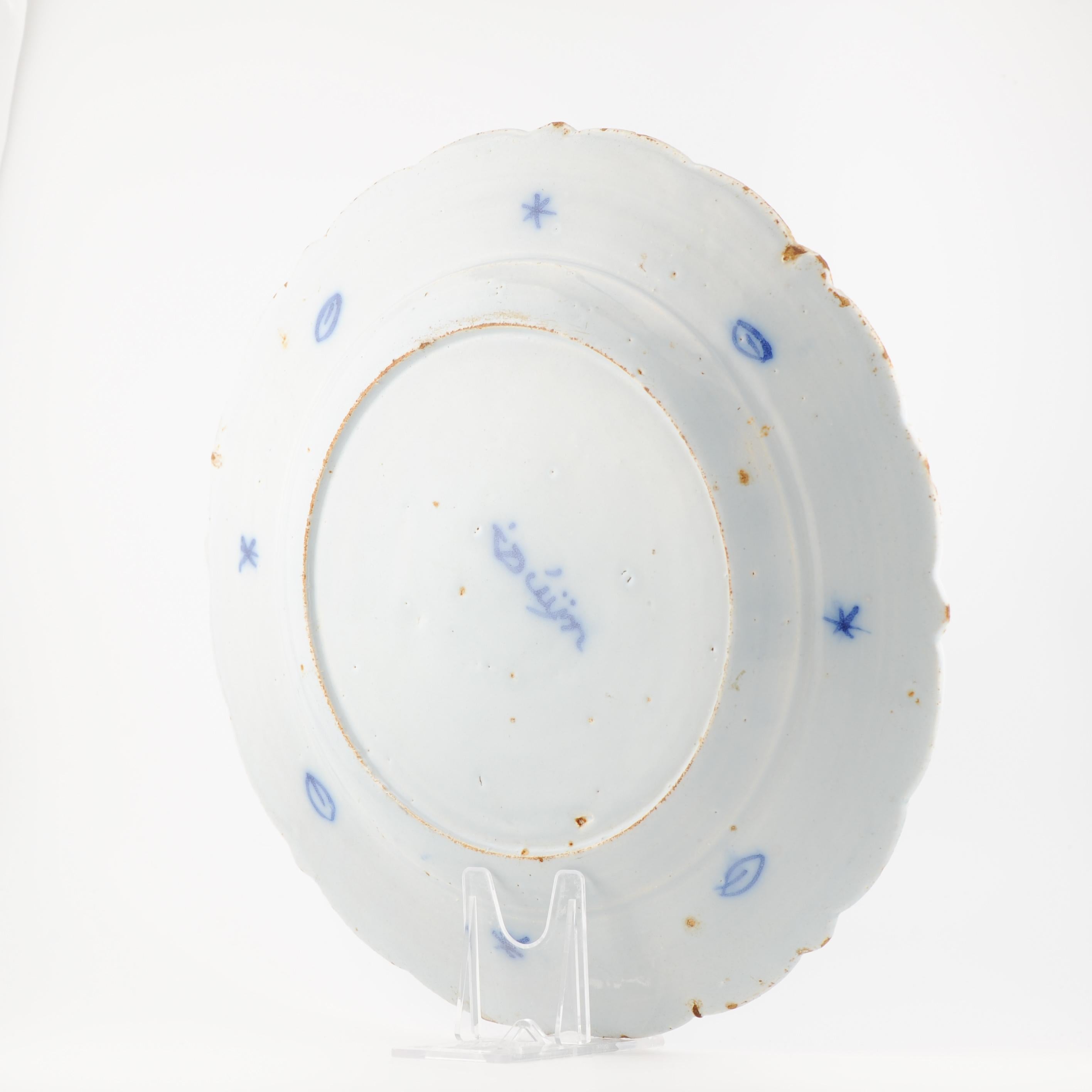 Antique chargeur en faïence Delftware hollandaise de style bleu et blanc, 18e siècle en vente 3