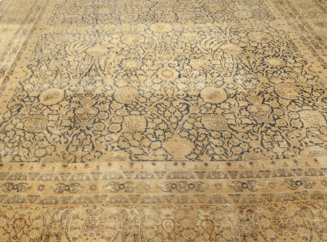 Antique Blue Beige Persian Kirman Handmade Wool Rug In Good Condition For Sale In New York, NY
