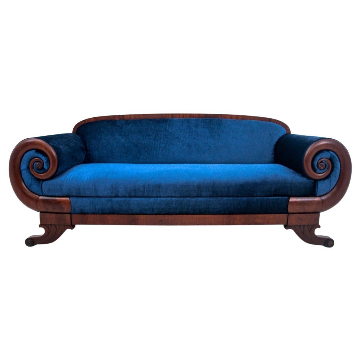 Antikes blaues Biedermeier-Sofa, Skandinavien, um 1870. im Angebot bei  1stDibs