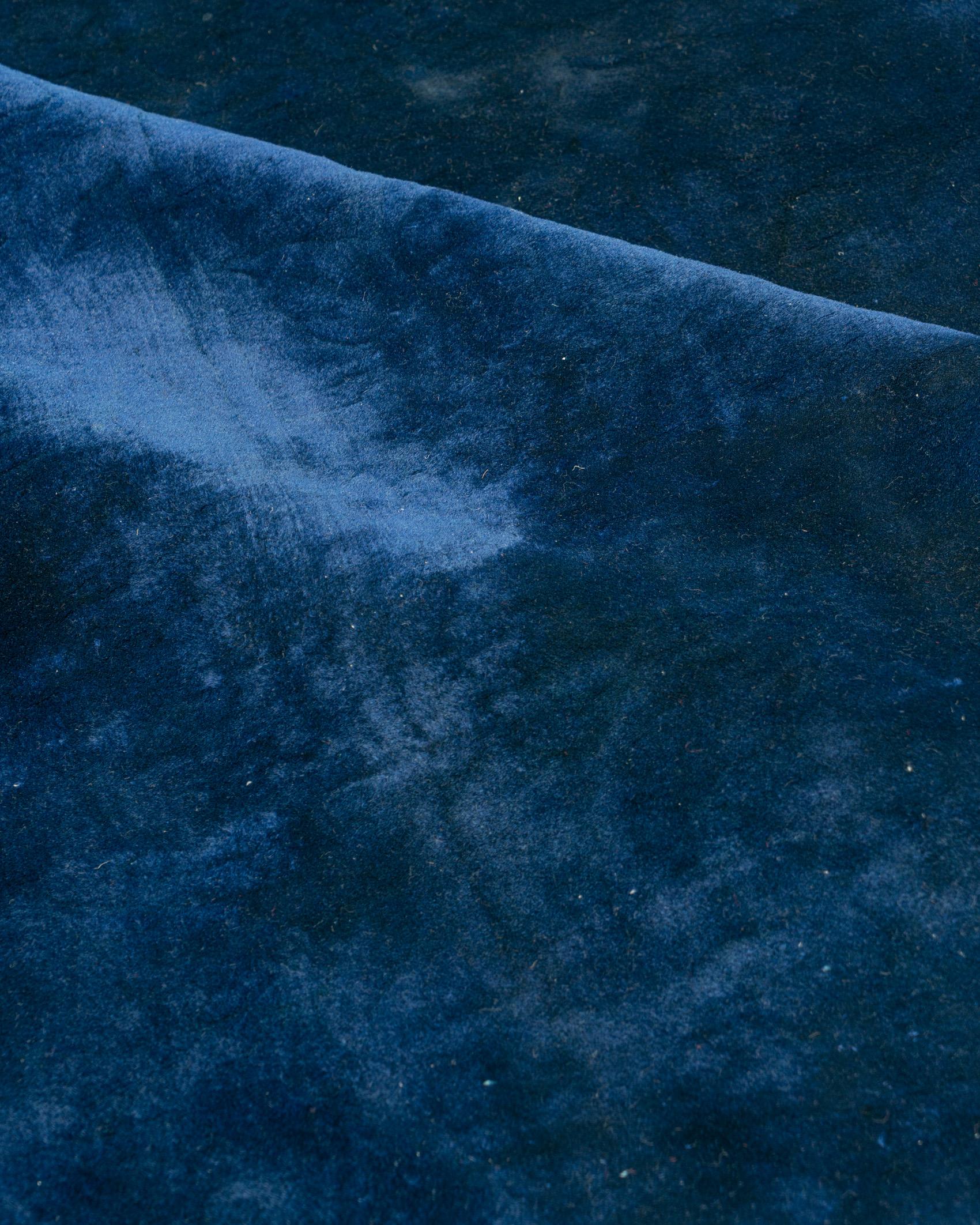 Antiker blauer chinesischer Art-Déco-Teppich  12'x19'3 im Angebot 2