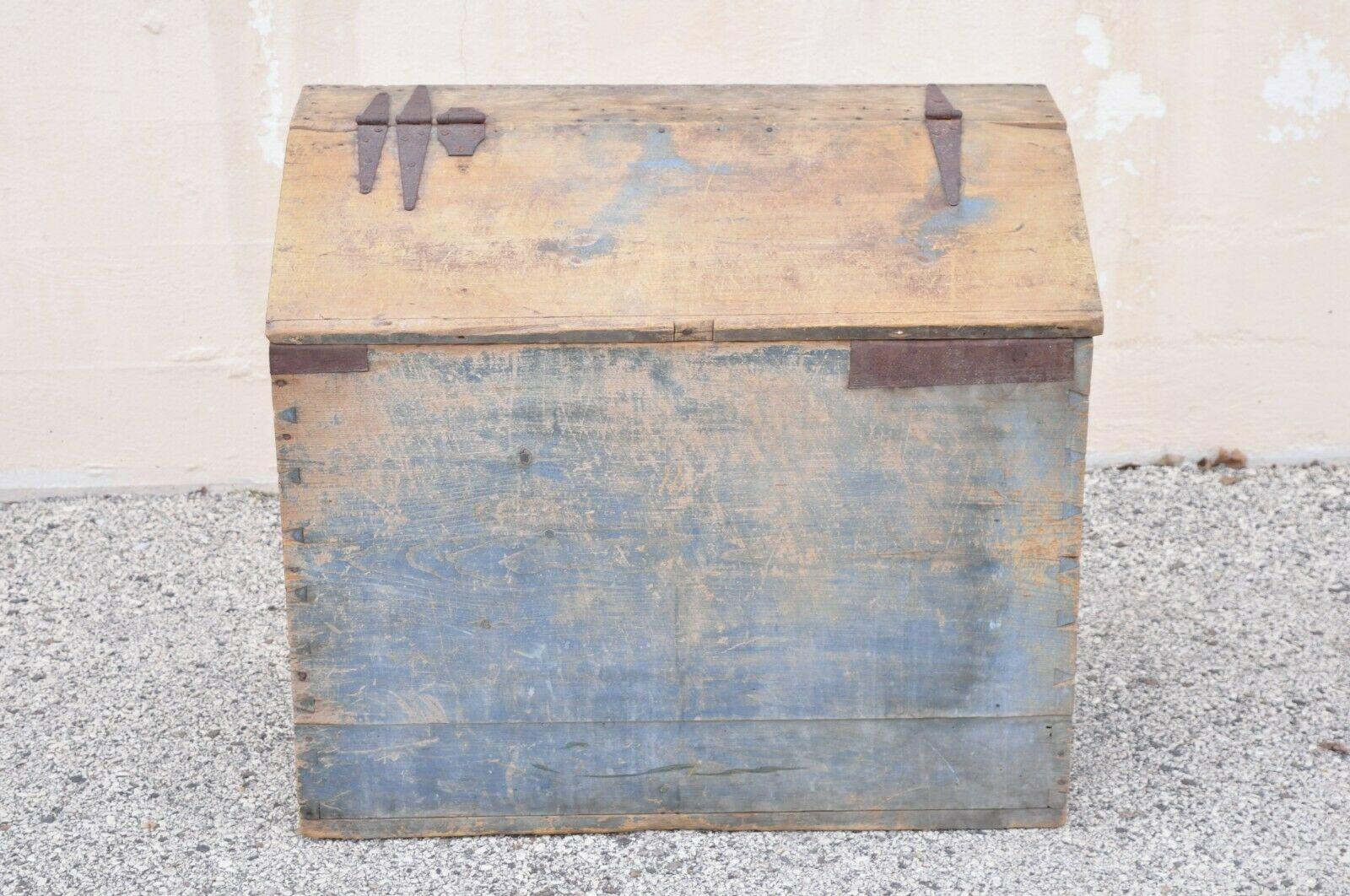 Antique Blue Distress Painted Primitive Grain Bin Blanket Chest Trunk. Item features a blue distress painted finish, lift top, solid wood construction, very nice antique item, great style and form. Circa Late 19th Century. Measurements: 31.5
