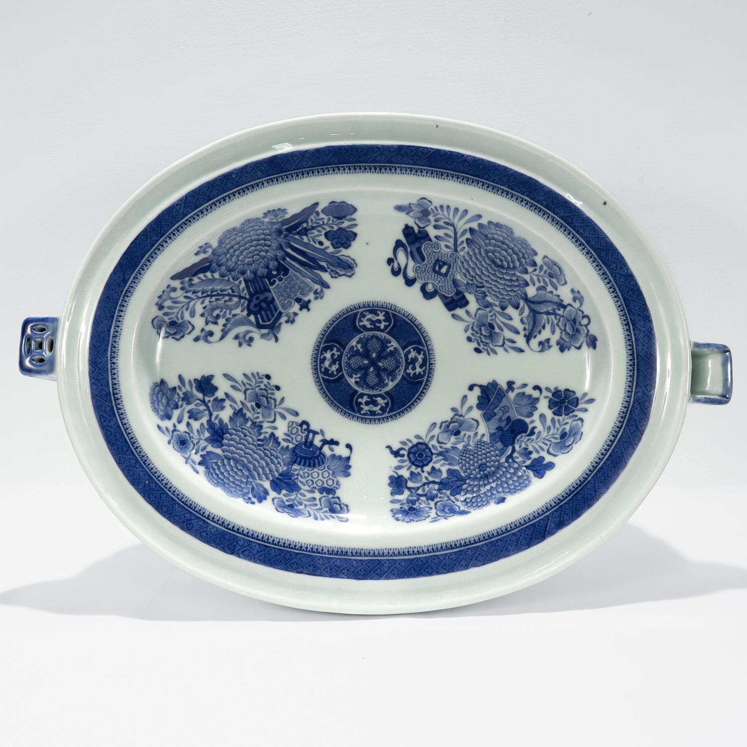 Antique Blue Fitzhugh Pattern Chinese Export Porcelain Tray Warmer & Cover For Sale 6