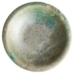 Antico piatto d'argento smaltato di blu / dal XII al XIV secolo / intorno all'Iran