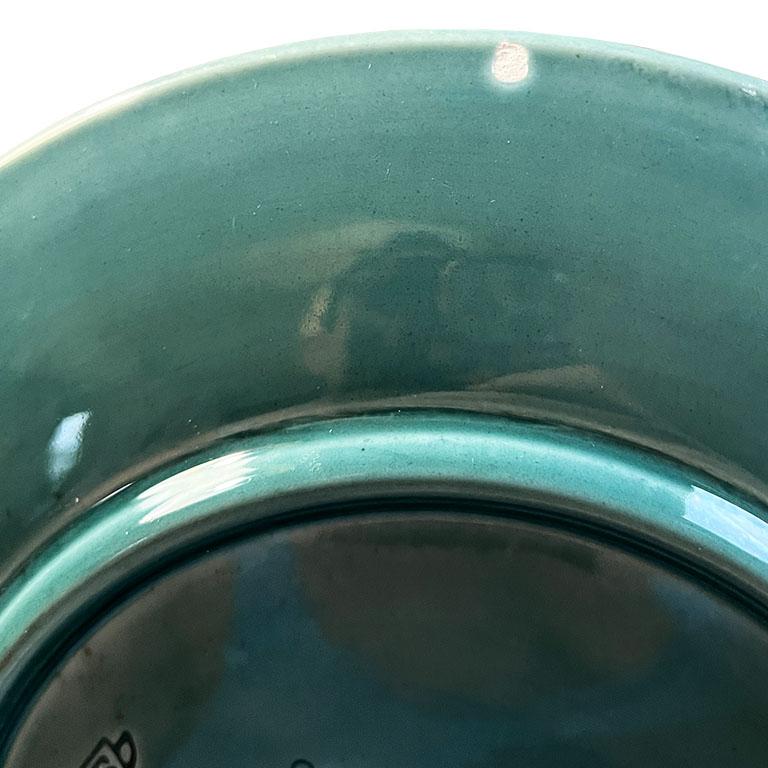 Art Nouveau Antico piatto in ceramica blu-verde tedesco a trama cestinata, Zell Baden, 1900 in vendita