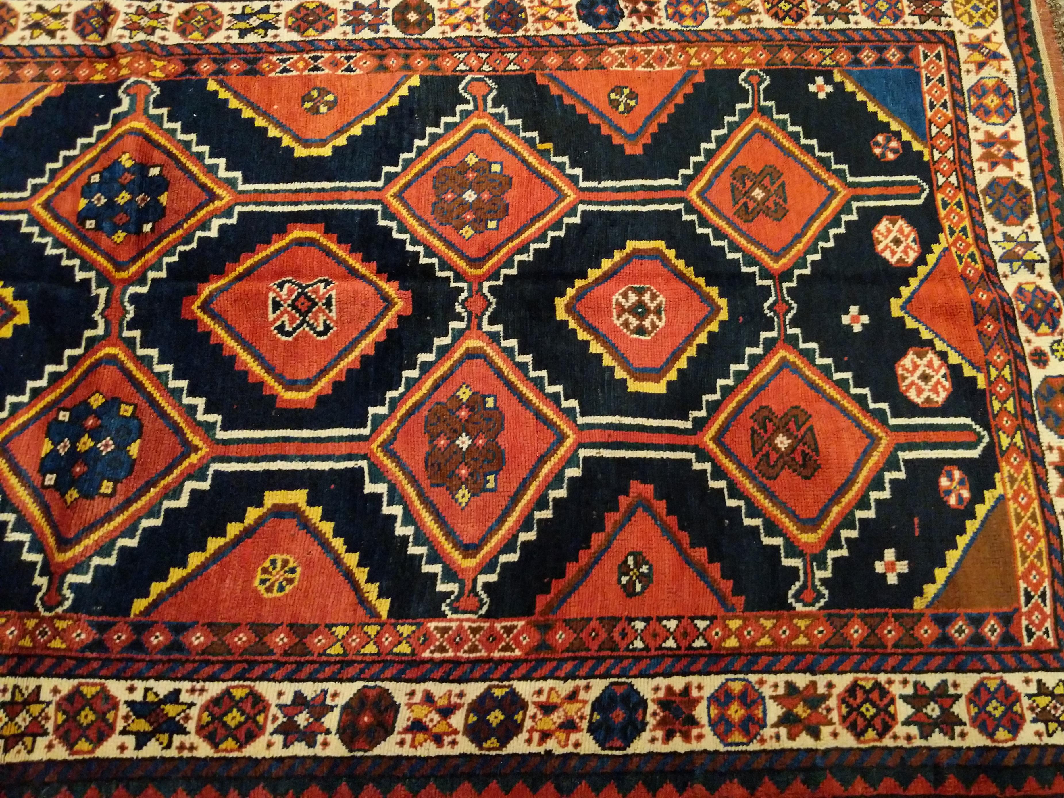 Tapis long kurde kazak à fond bleu antique en vente 3