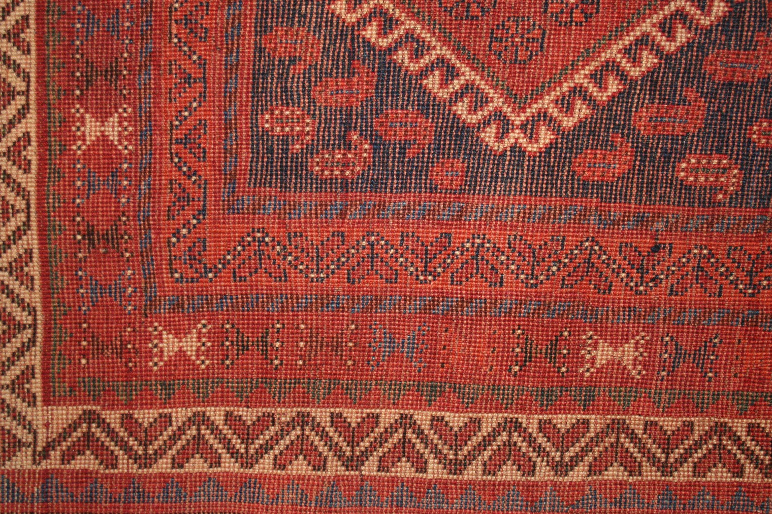 Alfombra larga kurda kazaka de fondo azul antiguo Lana en venta