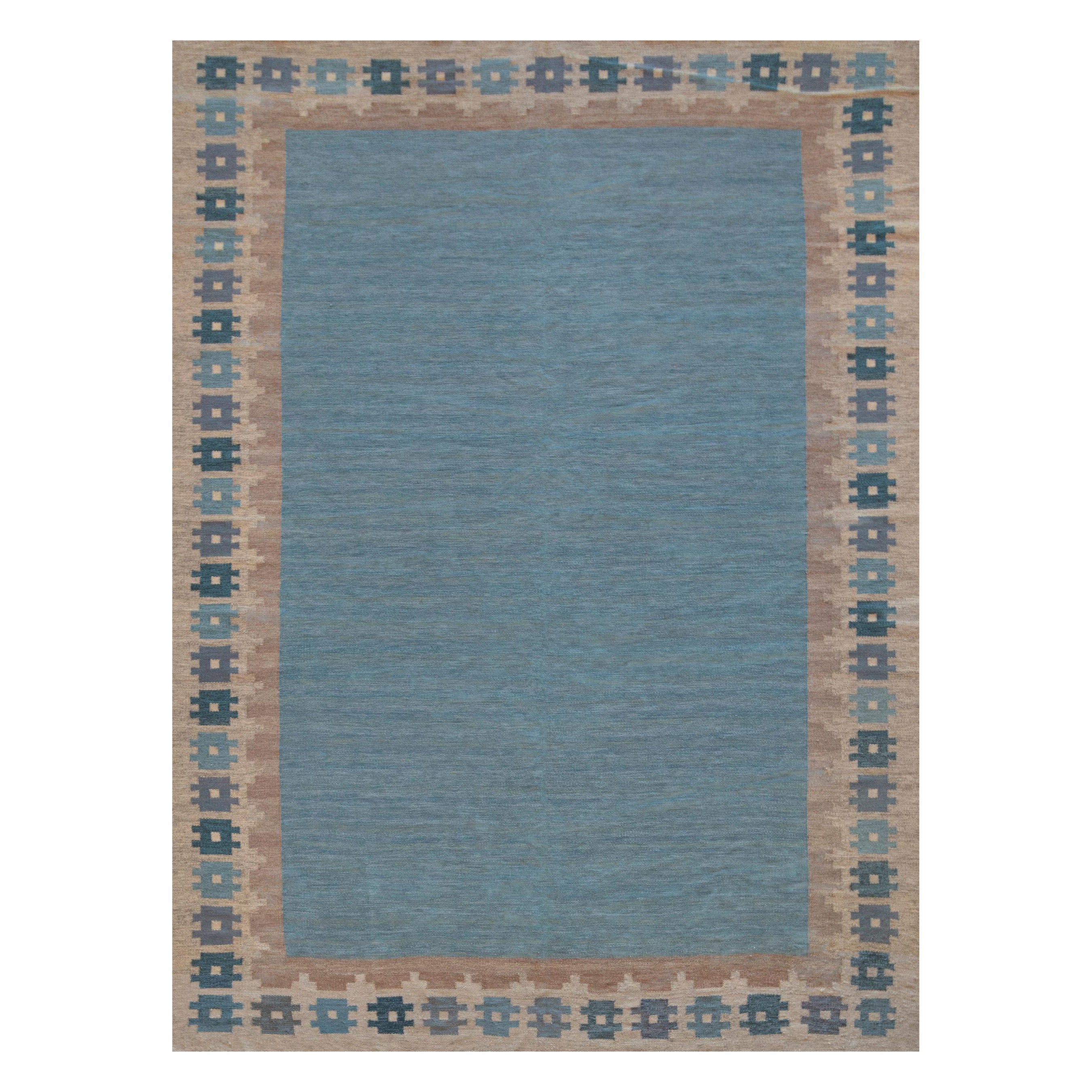 Antiquities Blue Hand-Knotted Signed Wool Swedish Rug (tapis suédois en laine nouée à la main) en vente