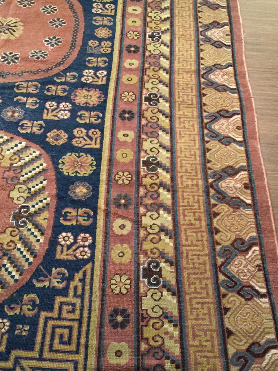 XIXe siècle Tapis Khotan bleu antique - Samarkand en vente