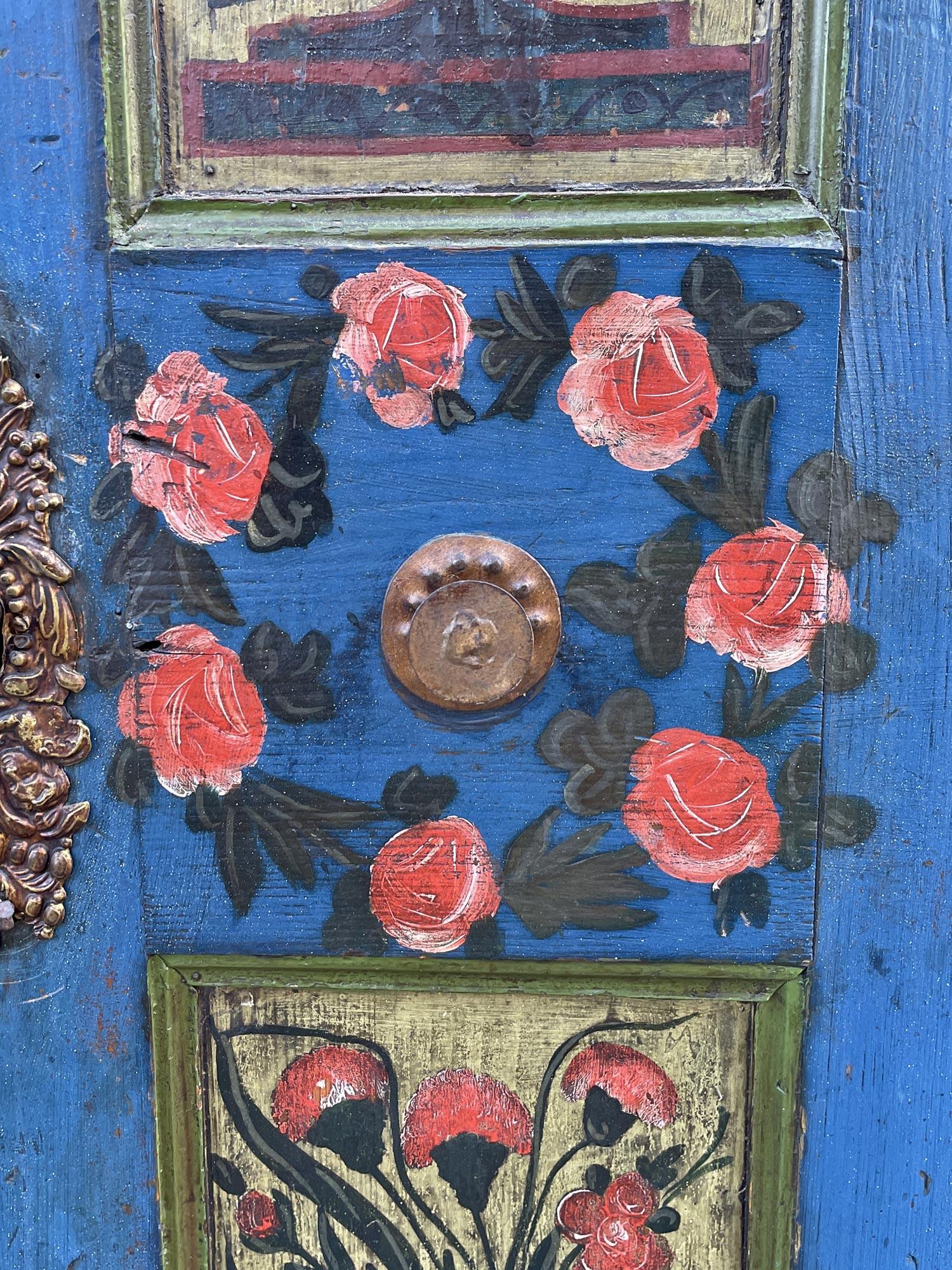 Antiker blau bemalter Schrank aus dem Jahr 1850 im Angebot 9