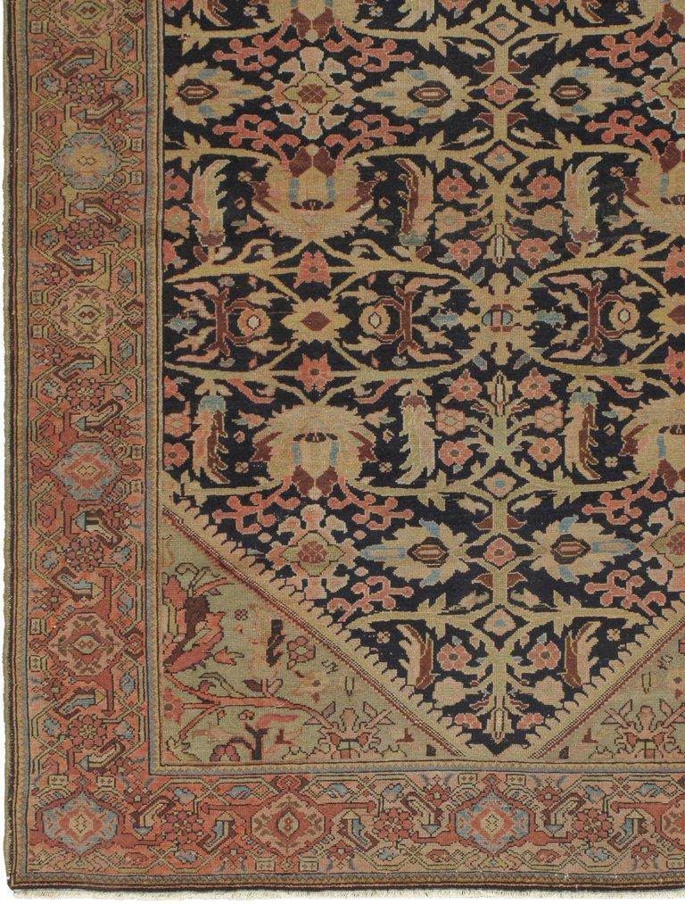 Alfombra Persa Sarouk Azul Antiguo, 4'6 x 7'7 en Bueno estado para la venta en New York, NY
