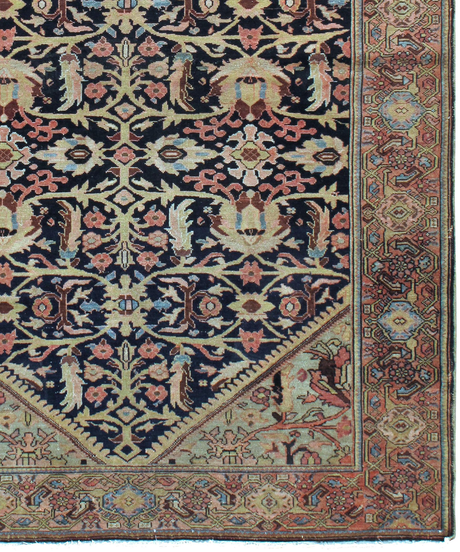 Antiker blauer persischer Sarouk-Teppich, 4'6 x 7'7 im Angebot 1