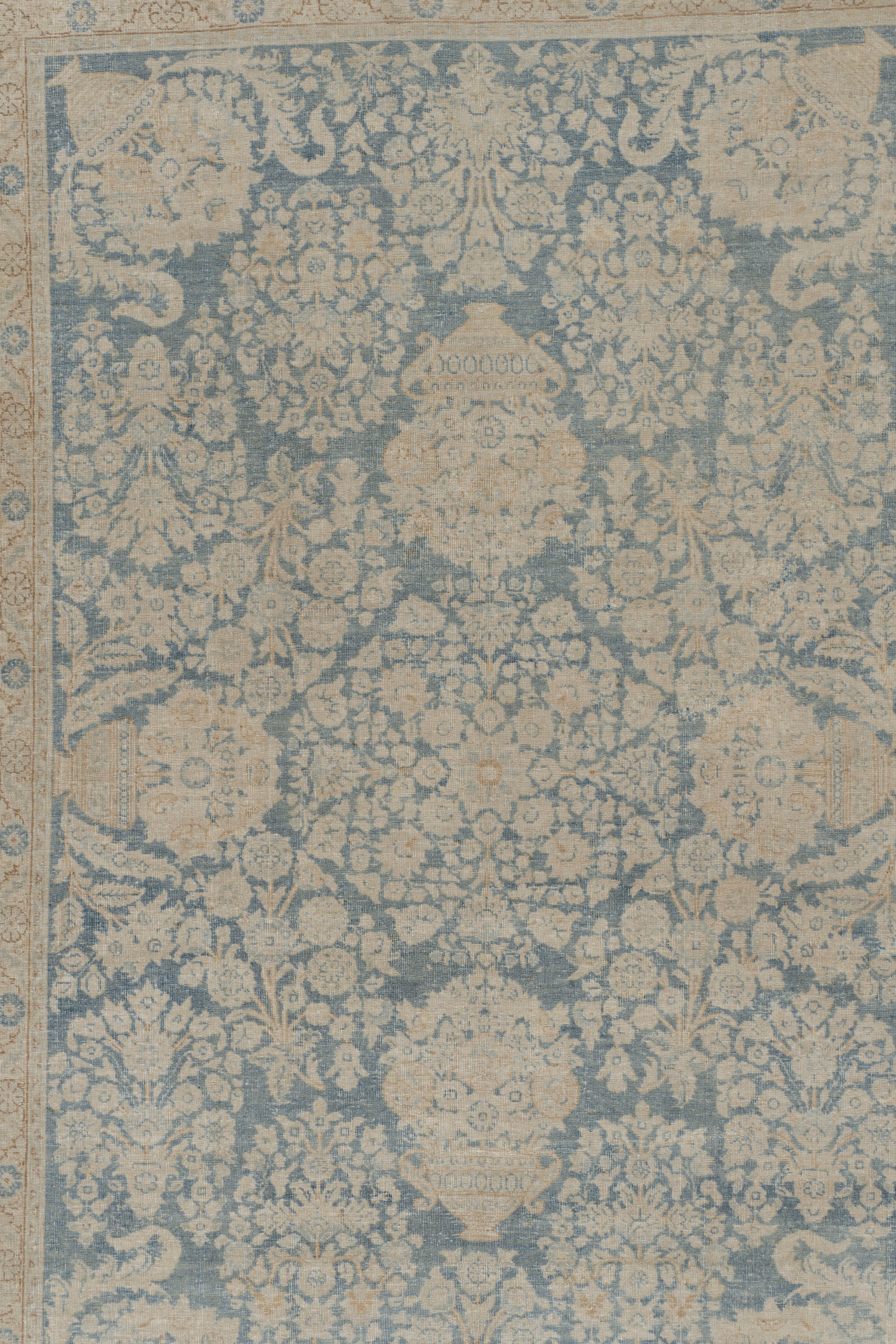 6'7 X 9'7. Tabriz significa molte cose per gli appassionati di tappeti: tappeti persiani antichi classici del XVI secolo ora conservati nei musei, tappeti decorativi a medaglione del XIX secolo apprezzati dai designer di tutto il mondo, tappeti di