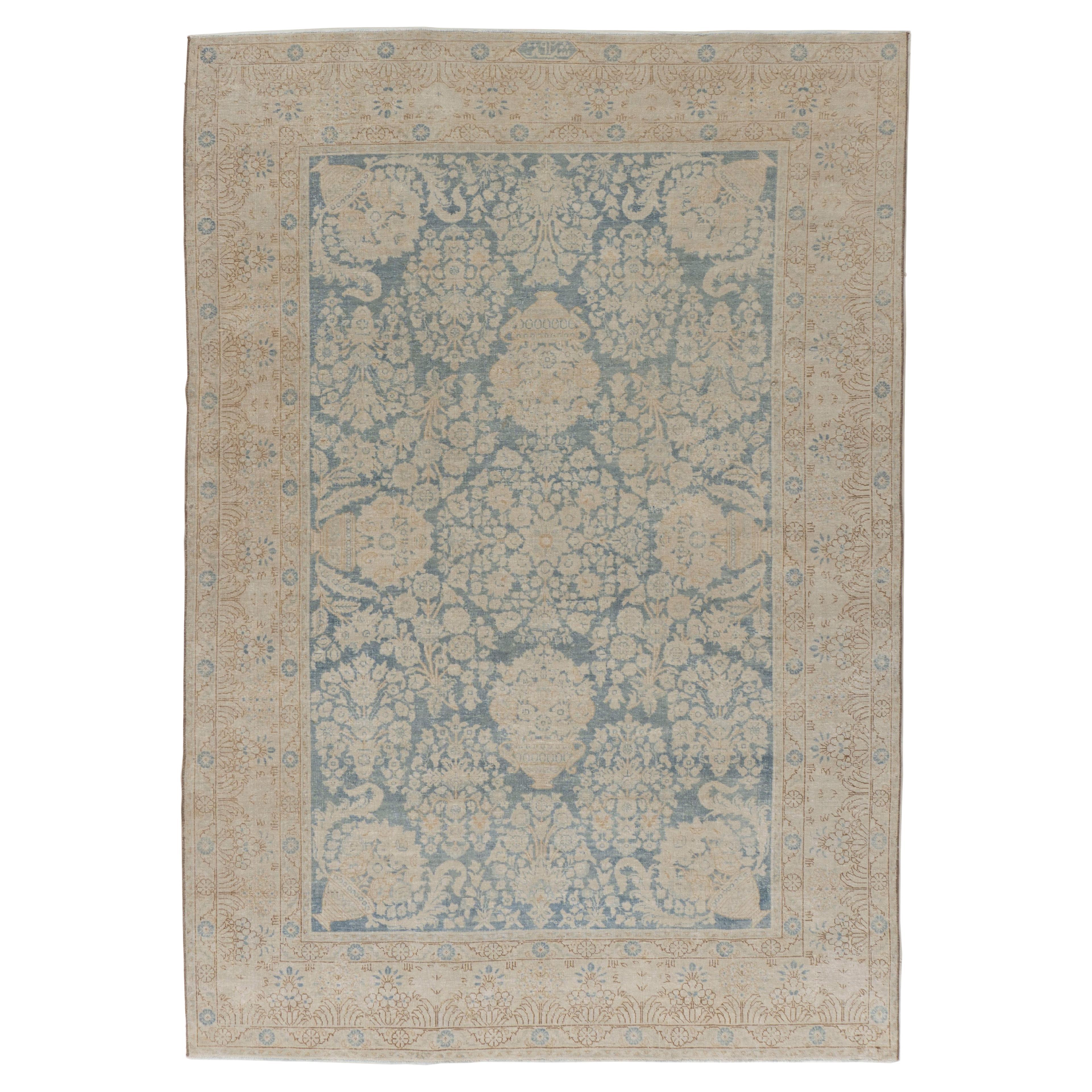 Antiker blauer gedämpfter persischer Tabriz Teppich 6
7 X 9
7