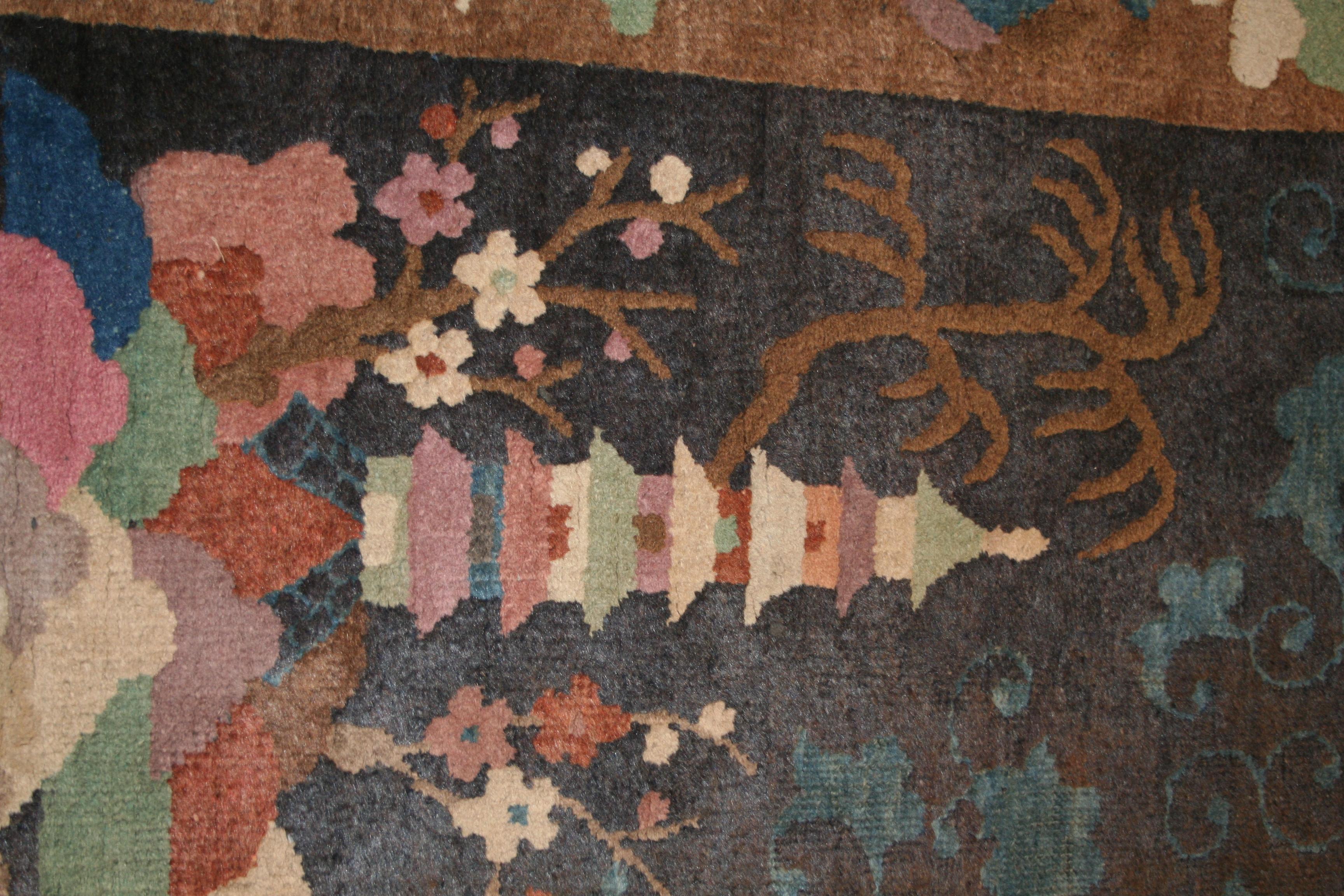 Tapis chinois antique bleu ton sur ton Art déco Bon état - En vente à Milan, IT