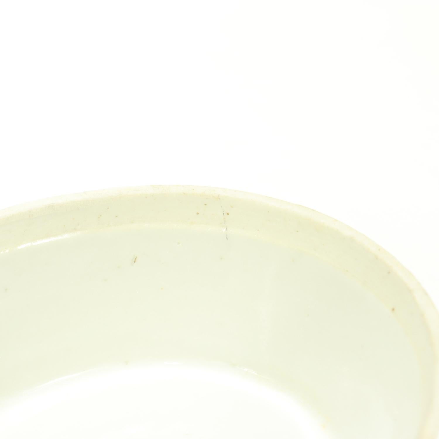 Antico piatto da burro in porcellana cinese da esportazione blu e bianca di Canton con coperchio in vendita 4