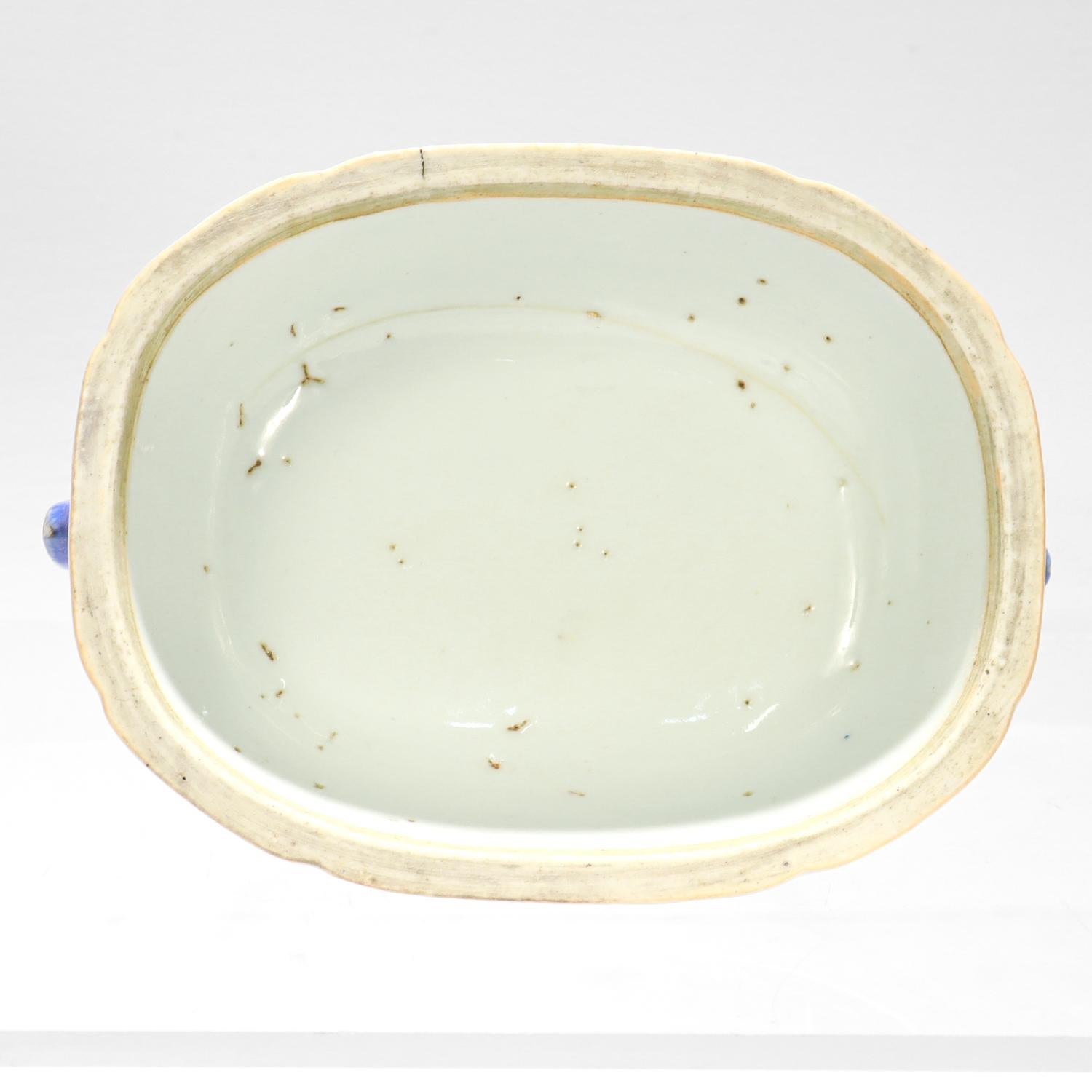 Antica zuppiera per salse in miniatura in porcellana cinese da esportazione di Canton blu e bianco in vendita 3
