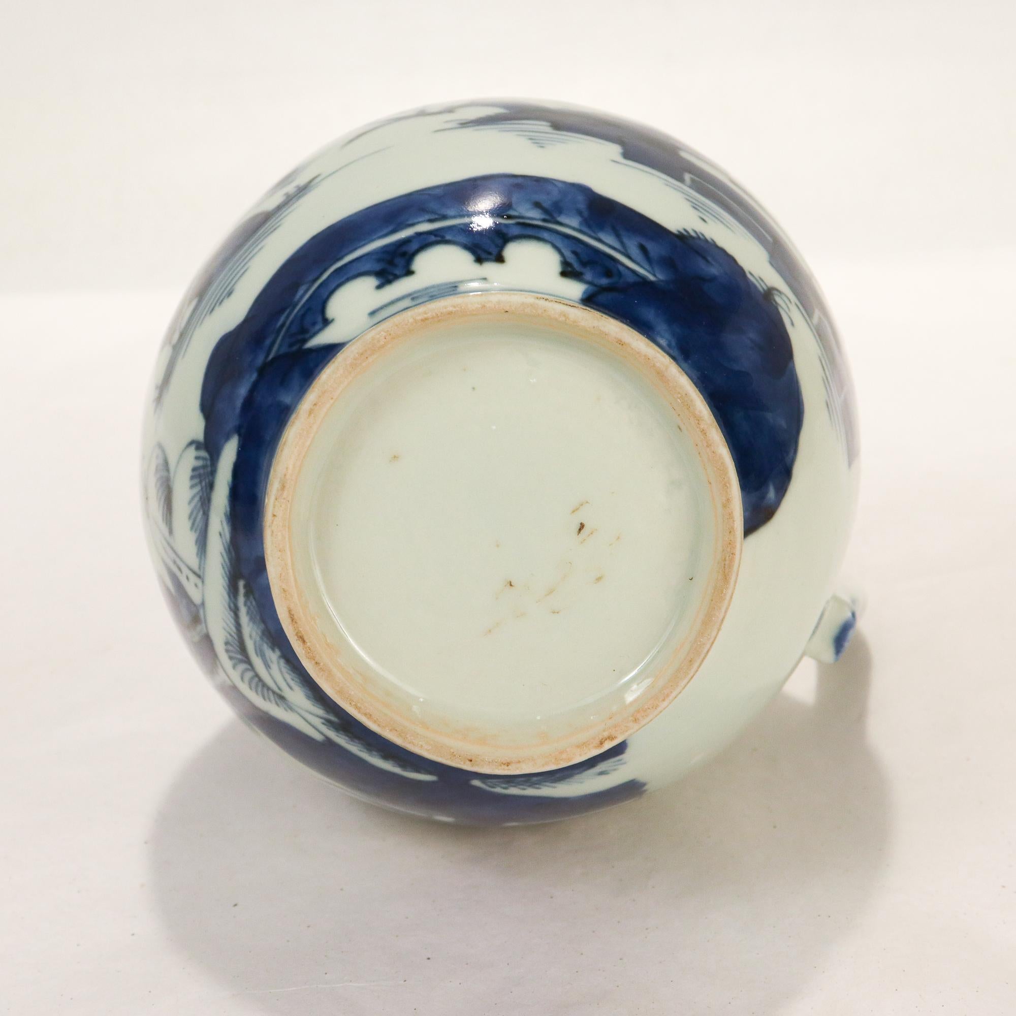 Pichet ou pichet ancien en porcelaine d'exportation chinoise de Canton bleu et blanc 6