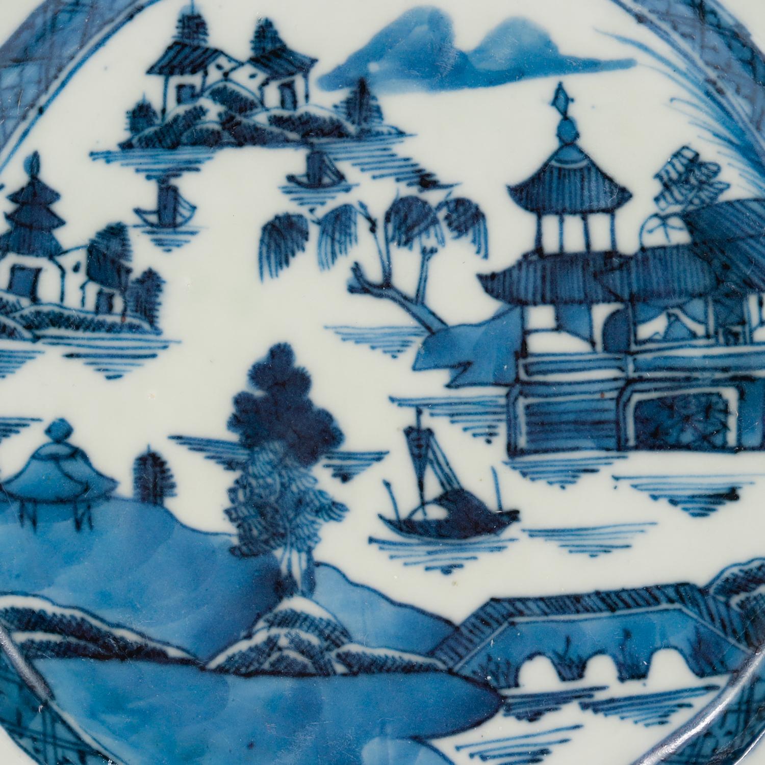 19th Century Antique Blue & White Canton Pattern Chinese Export Porcelain Plate Warmer