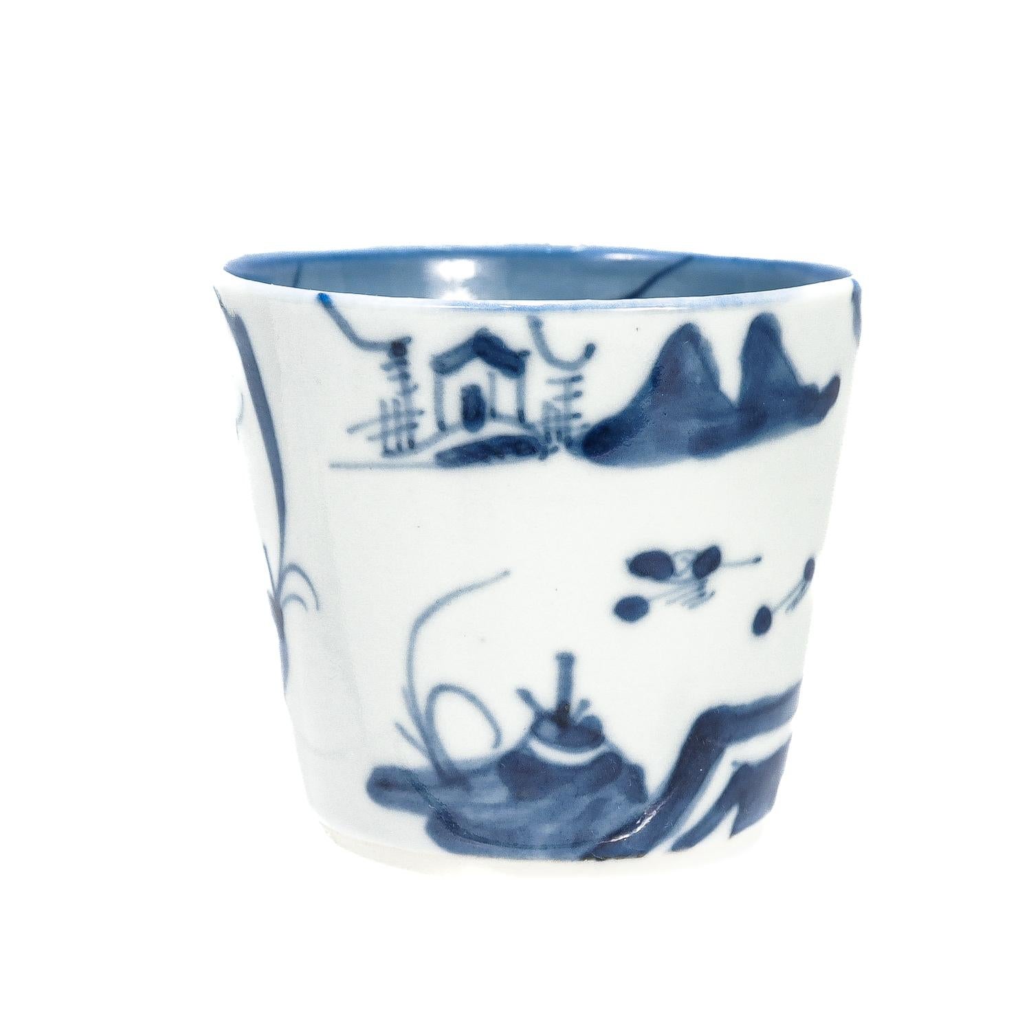 Antique Blue & White Chinese Export Canton Porcelain Wine Beaker or Cup For Sale 1