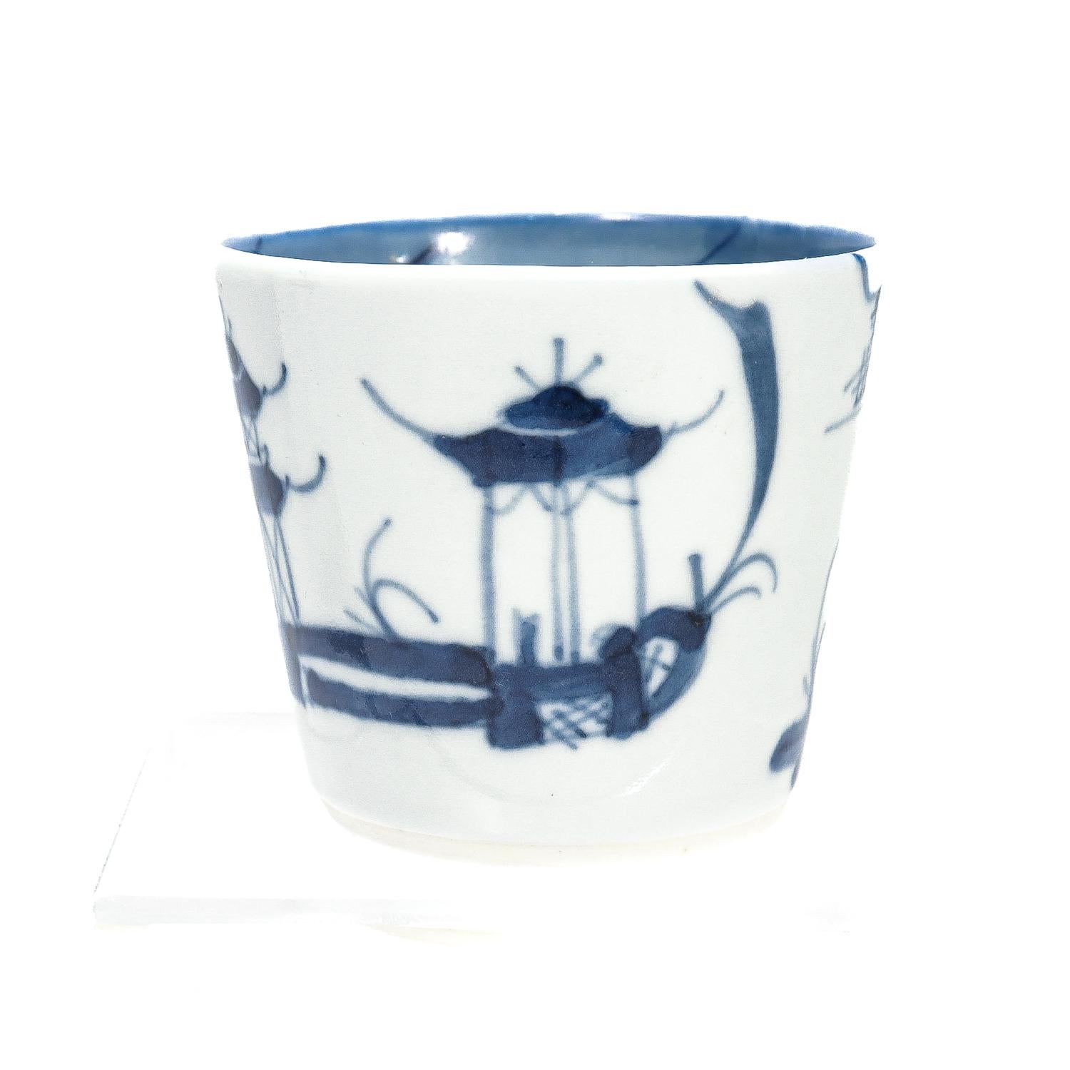 Antique Blue & White Chinese Export Canton Porcelain Wine Beaker or Cup For Sale 2