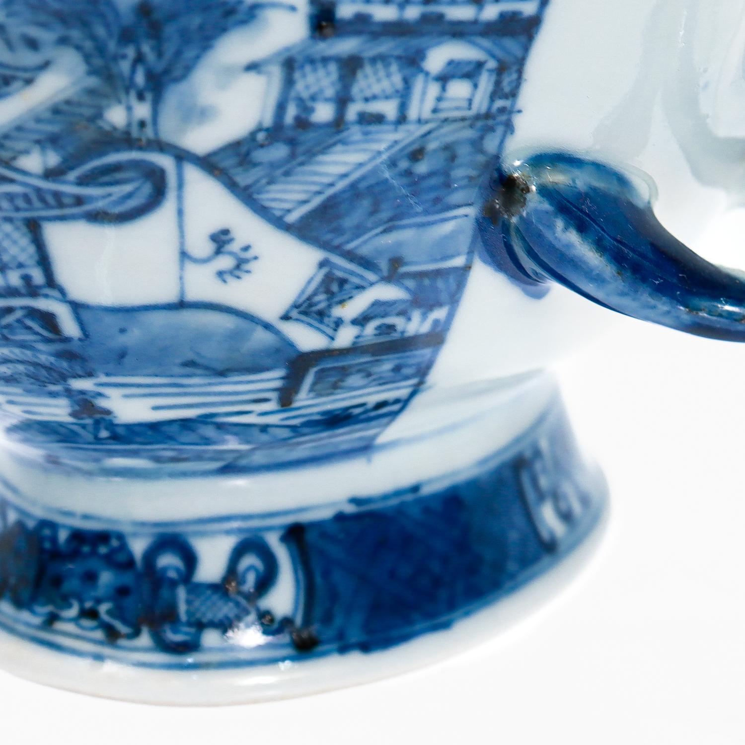 Antique Blue & White Chinese Export Nanking Porcelain Gravy Boat For Sale 11
