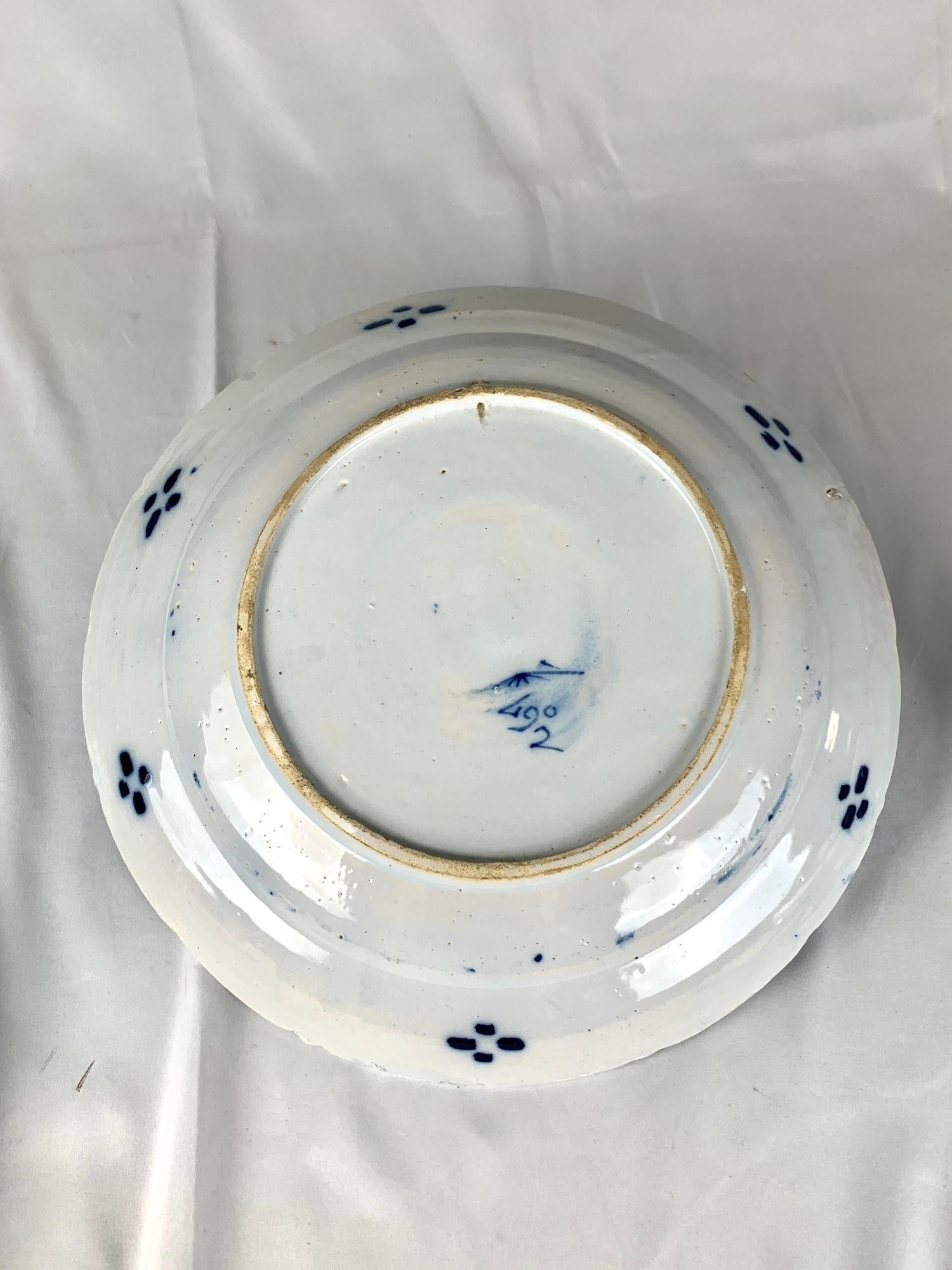 Antique Chargeur bleu et blanc de Delft par De Klaauw (The Claw) Pays-Bas Ca. 1780 en vente 6