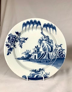 Piatto Delft inglese del XVIII secolo in bianco e blu dipinto a mano a Bristol Circa 1760