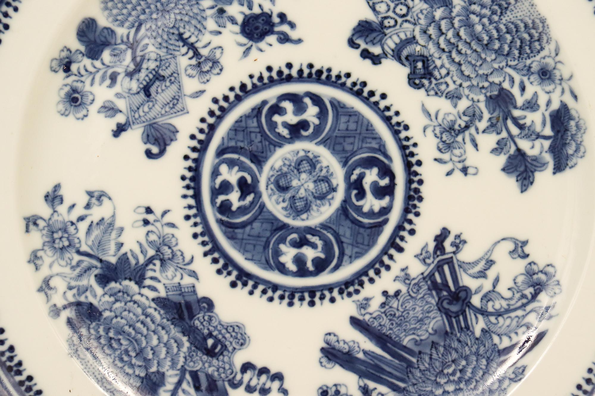 blue and white pattern china