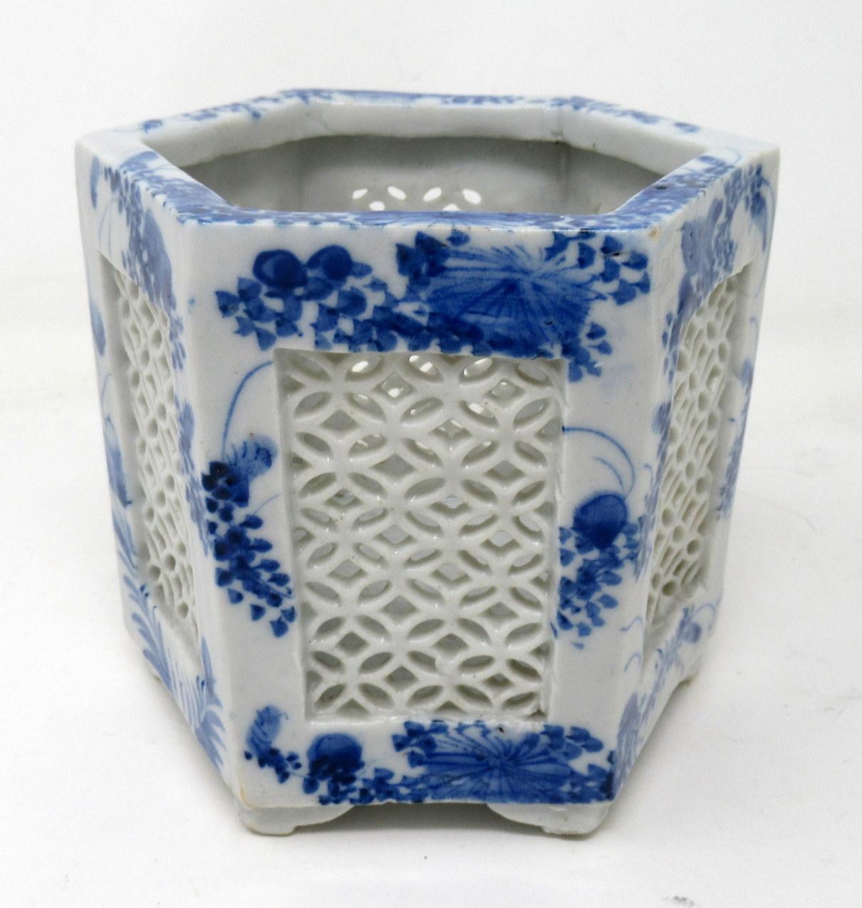 reticulated porcelain