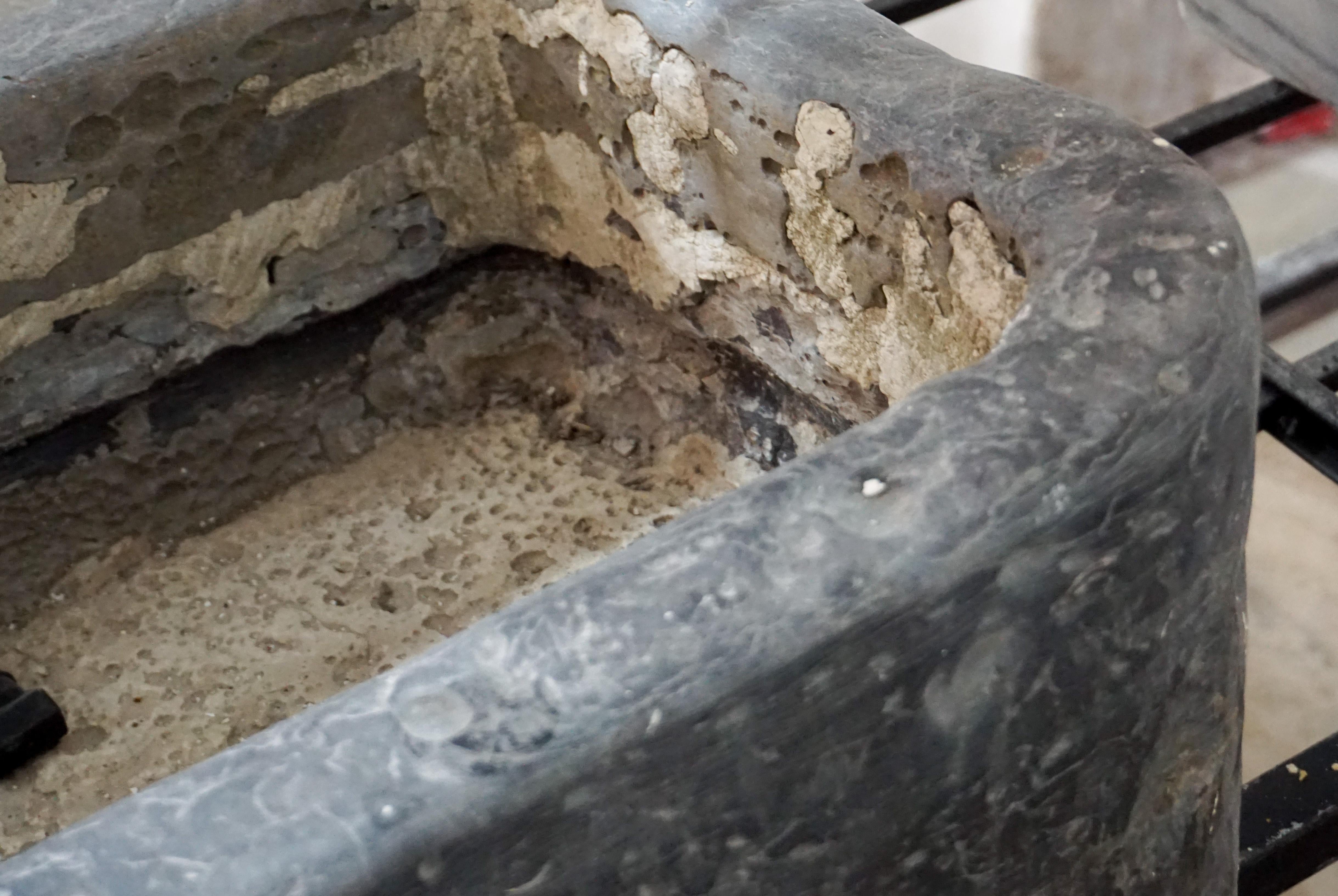 Antique bluestone sink, very rare and sure to make a lasting impression!

Origin: Belgium

circa 1700s

Measurements: 20.5
